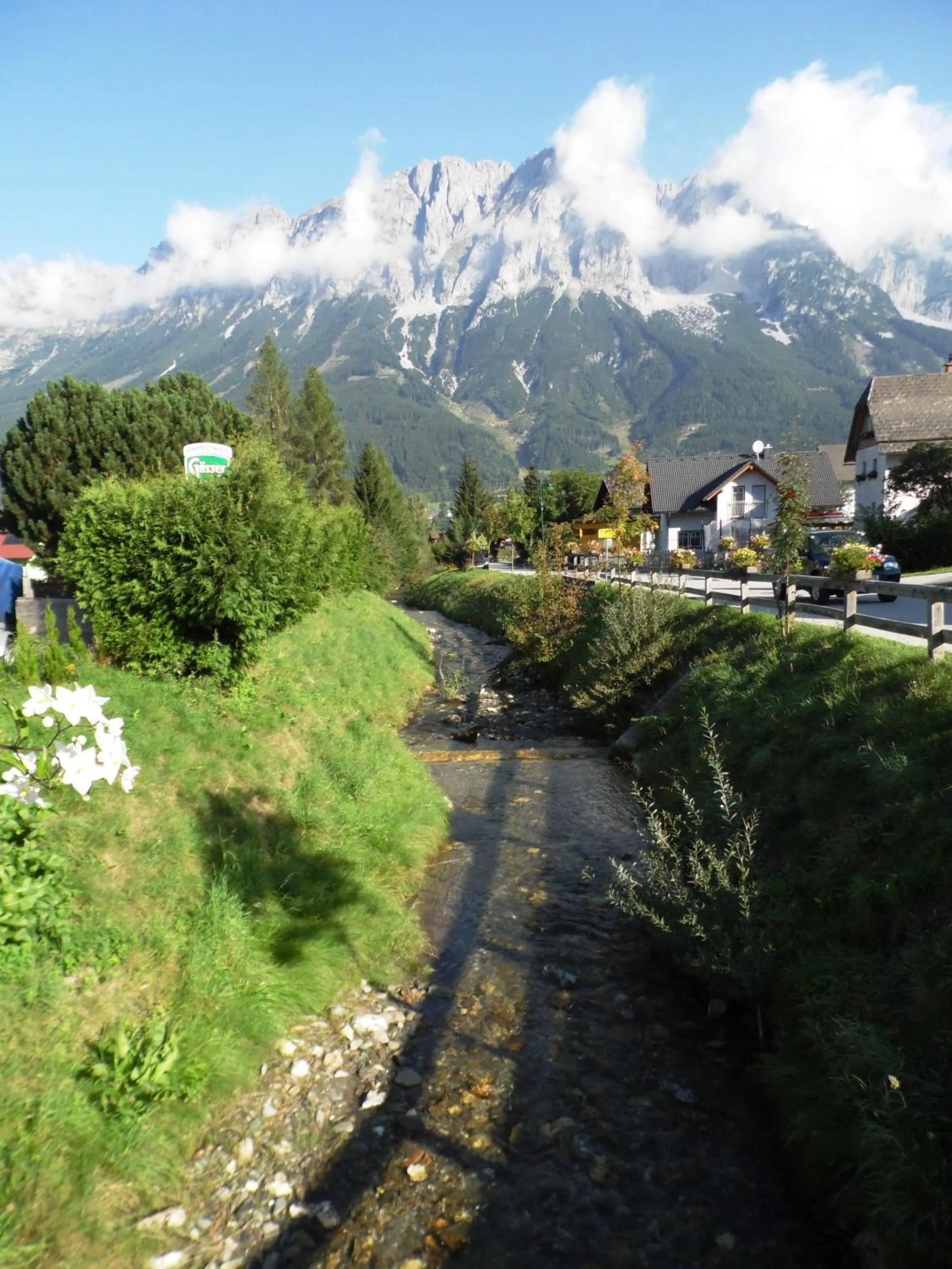 Area and facilities in Pension Tilly