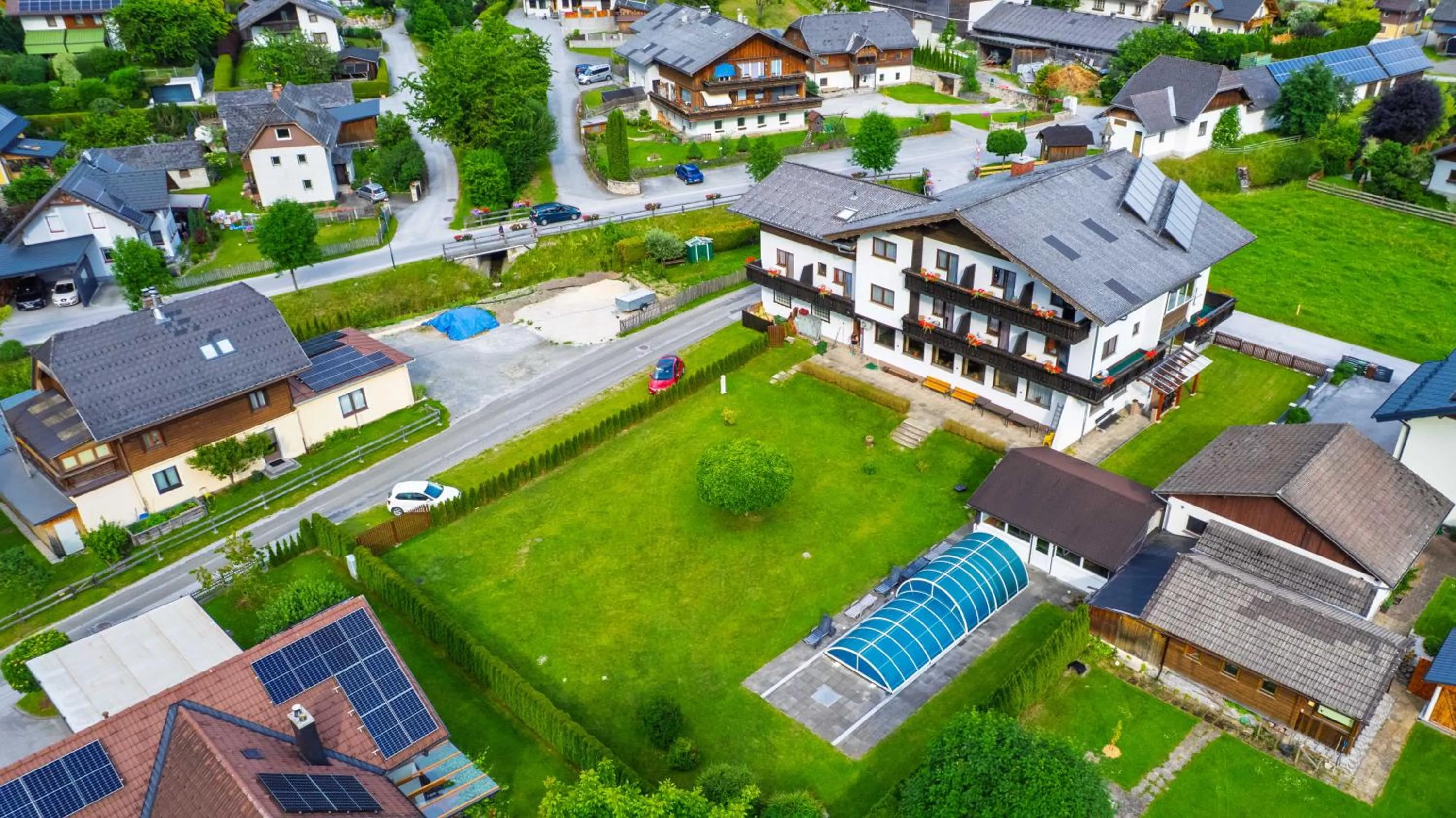 Neighbourhood in Pension Tilly