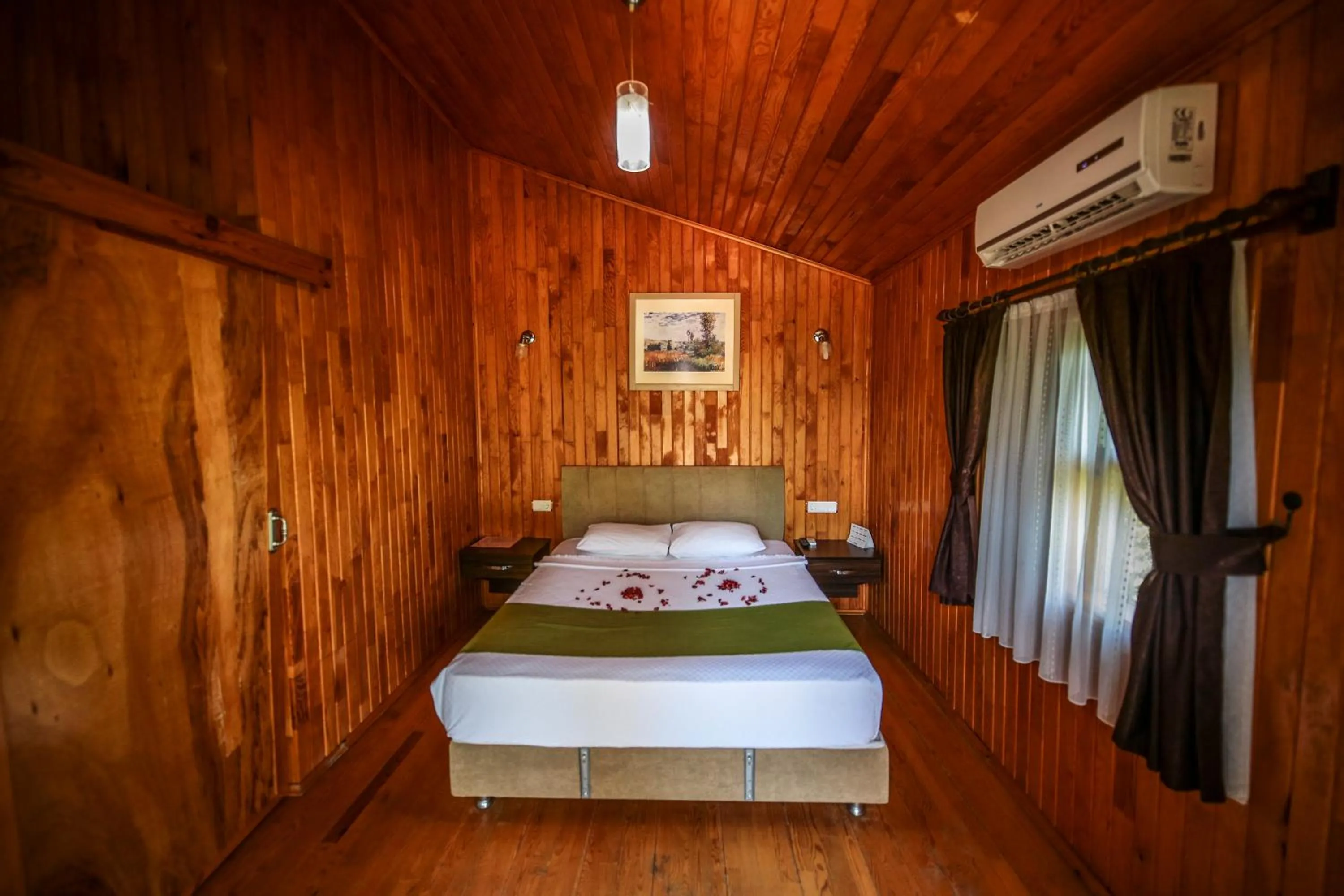 Cirali Zakkum Bungalow