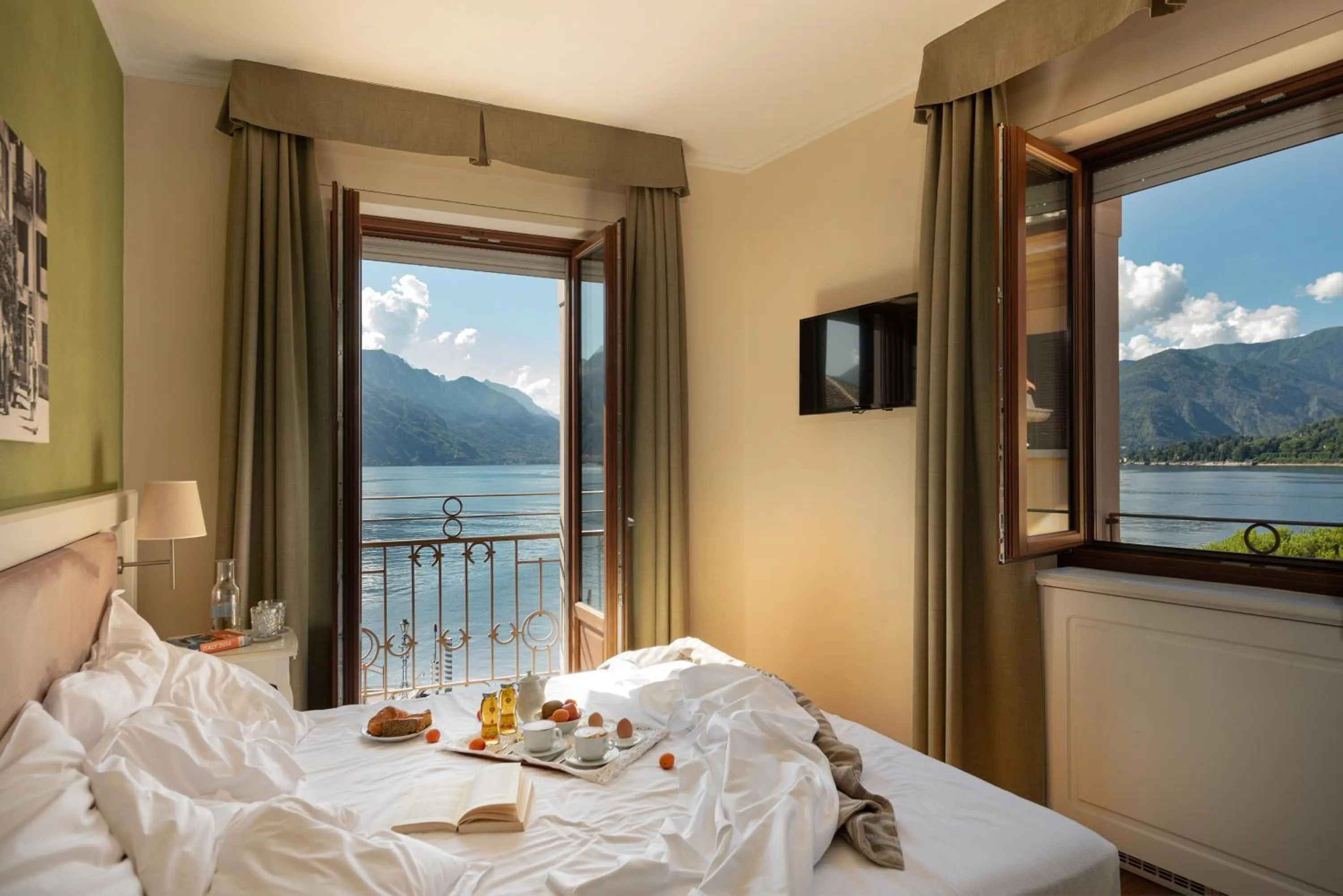 Bed in Hotel Garni Corona