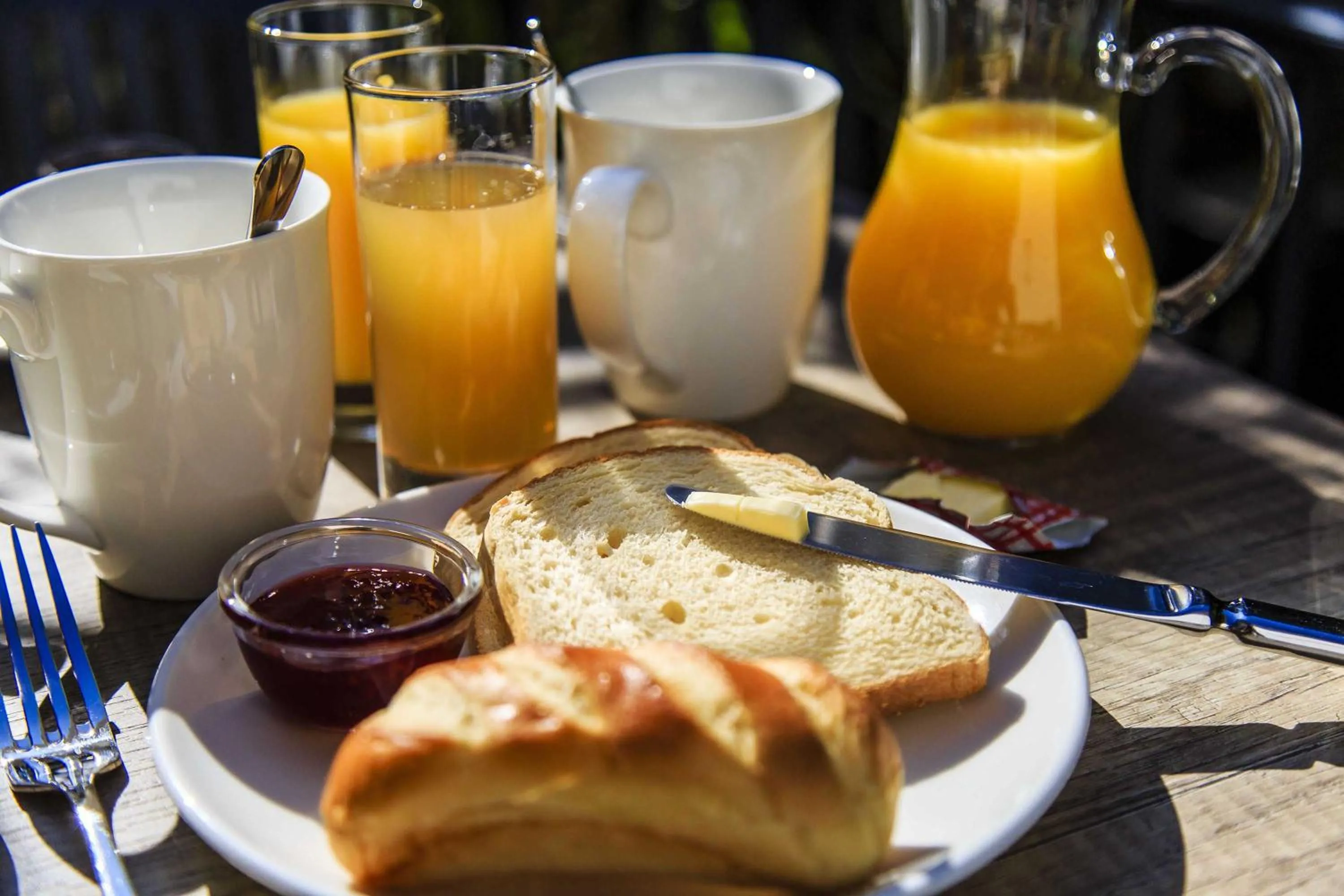 Breakfast in Best Western Hôtel Garden and Spa