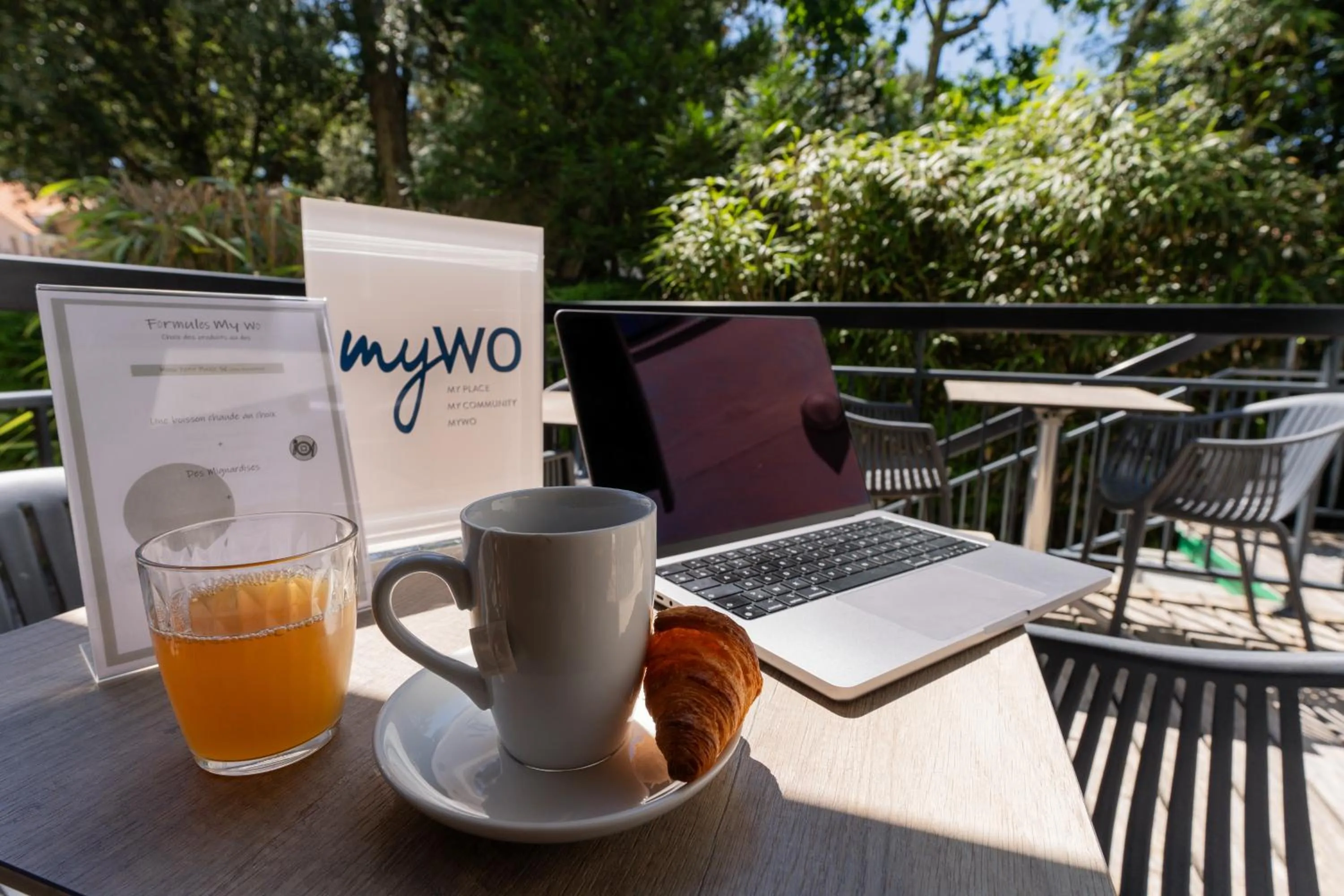 Property building in Best Western Hôtel Garden and Spa