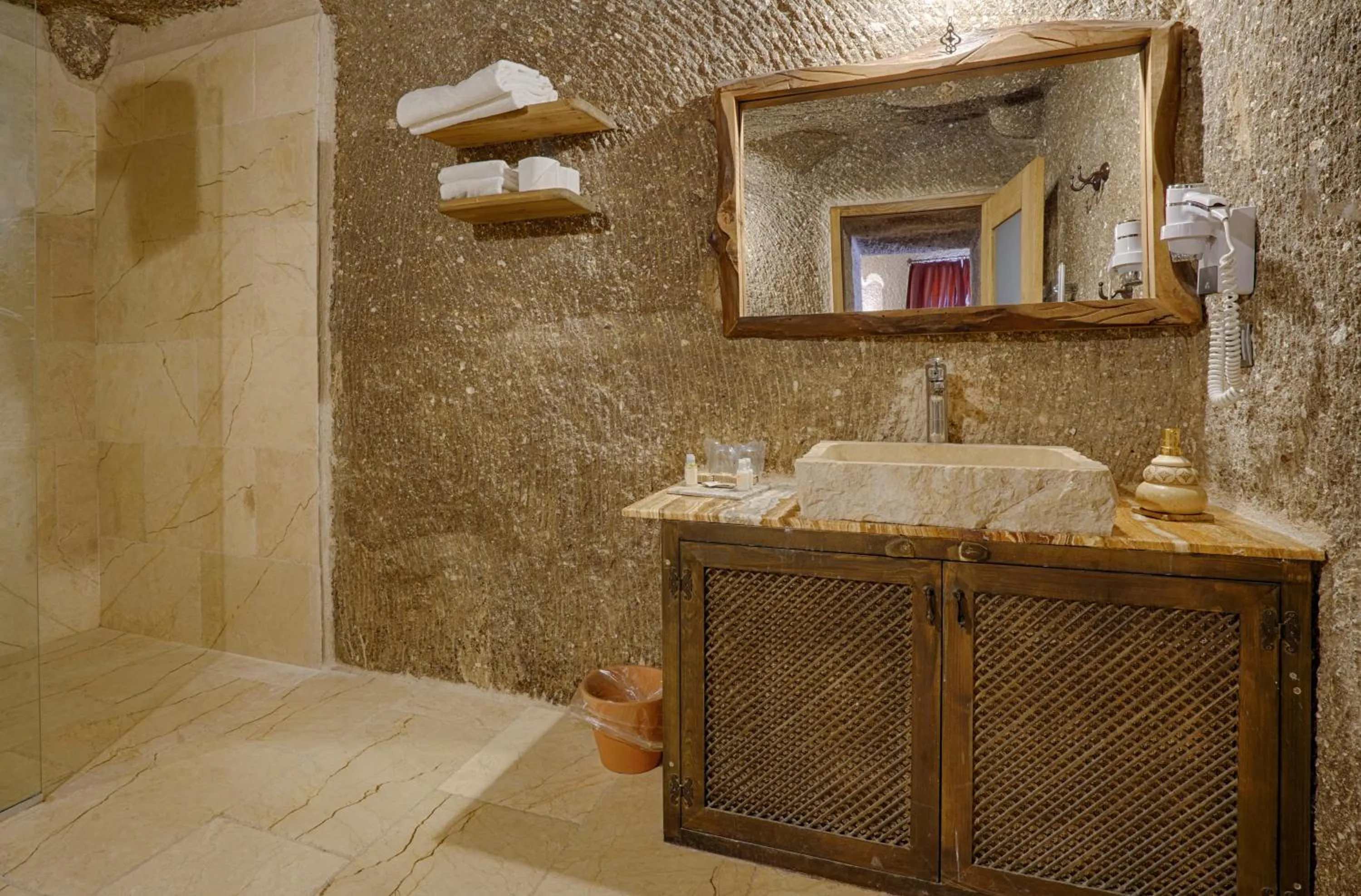 Bathroom in Hera Cave Suites