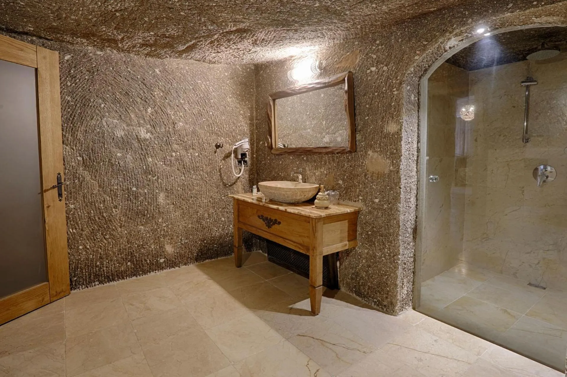 Bathroom in Hera Cave Suites