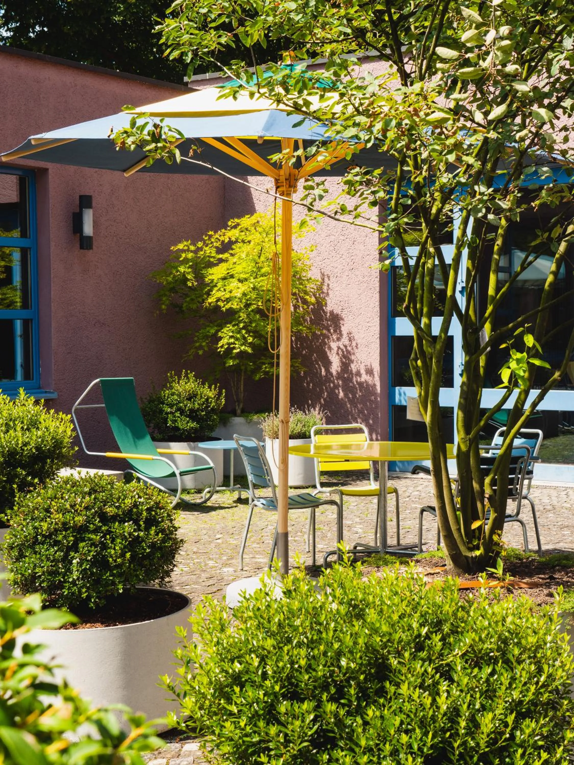 Summer in Zurich Youth Hostel