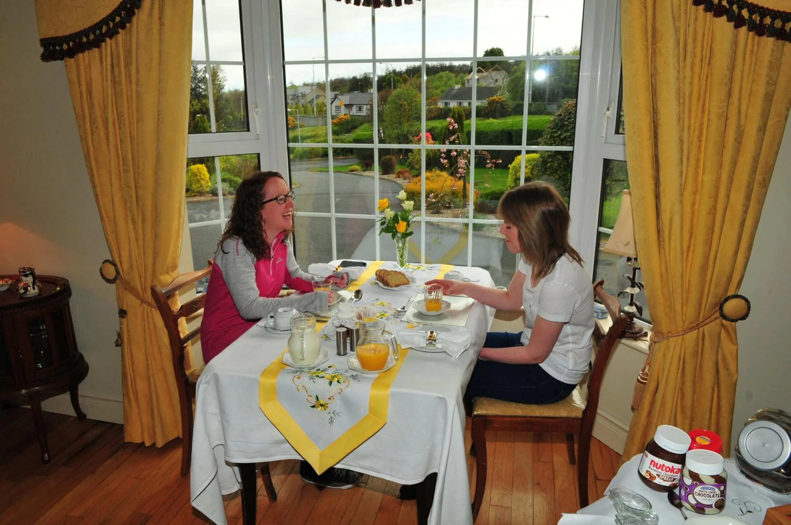 Dining area in Killererin House B&B
