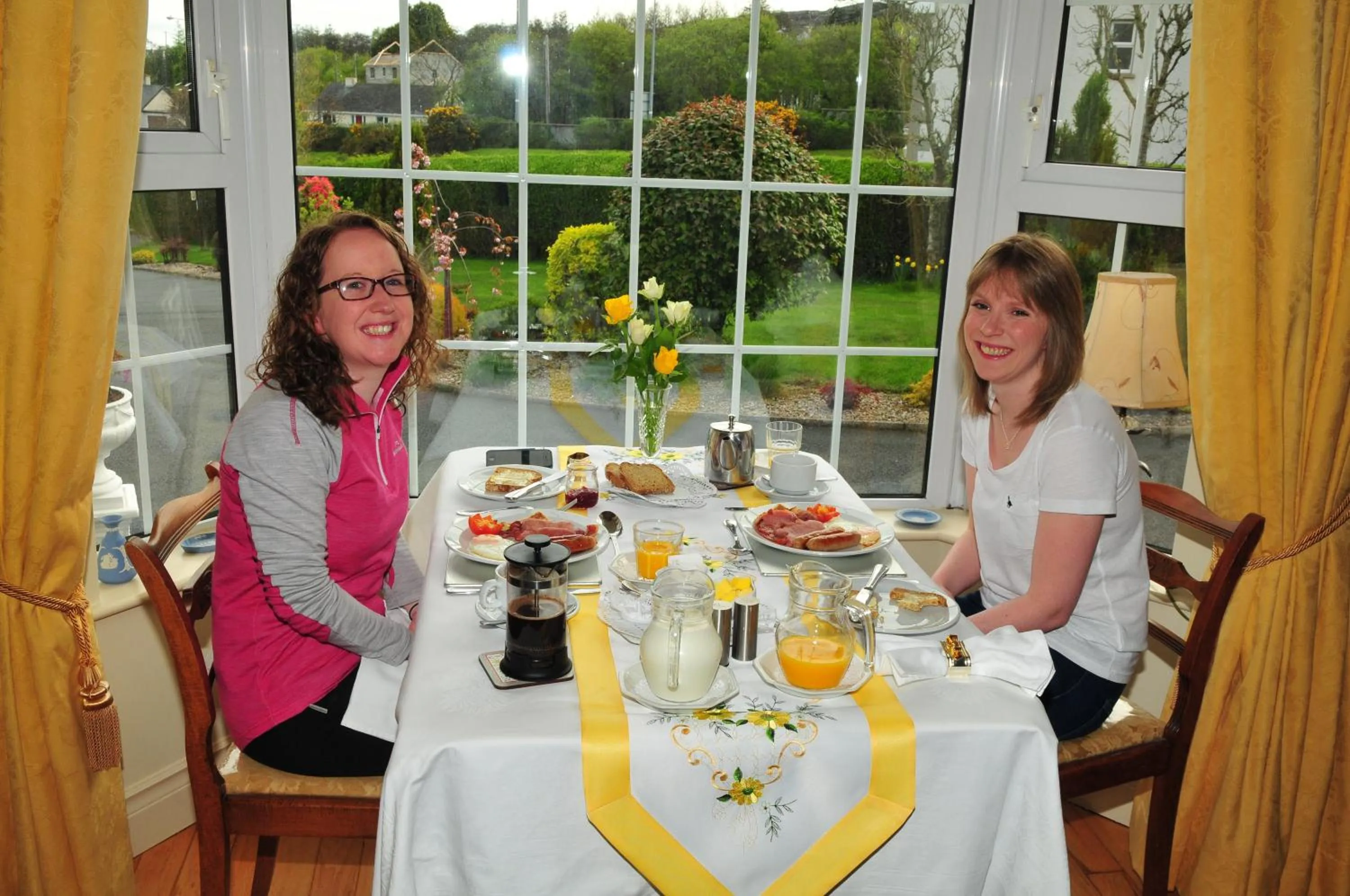 Dining area in Killererin House B&B