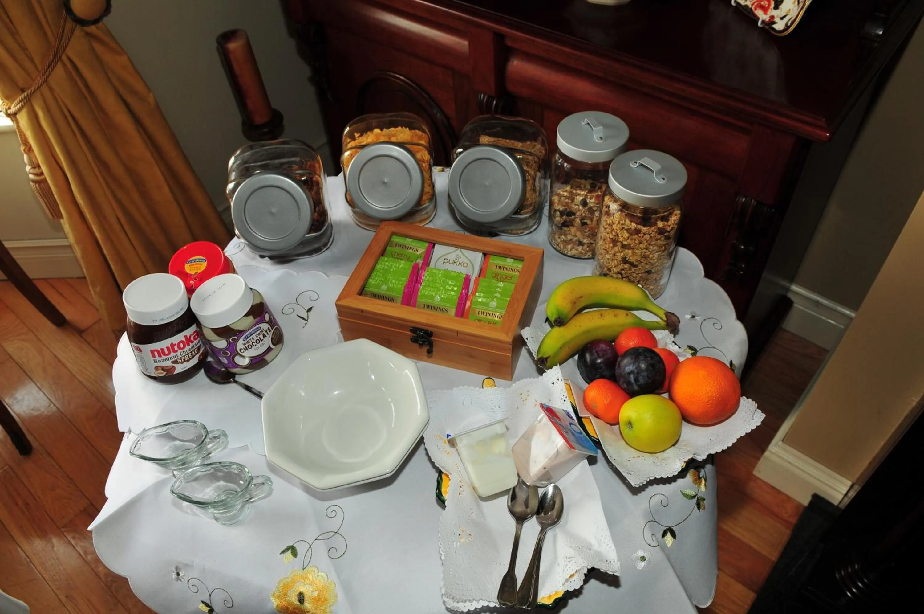 Dining area in Killererin House B&B