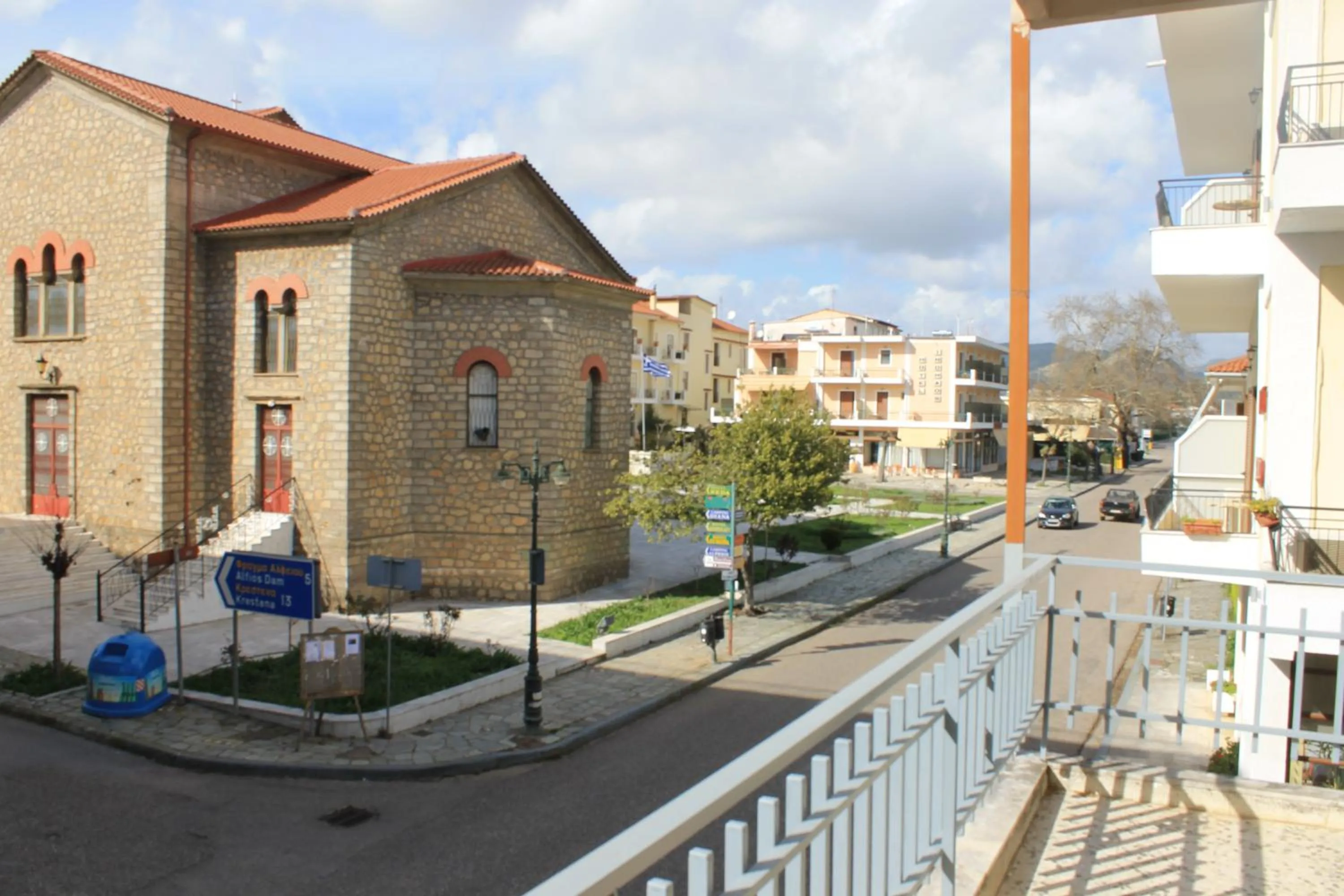 Property building in CENTRAL guest room