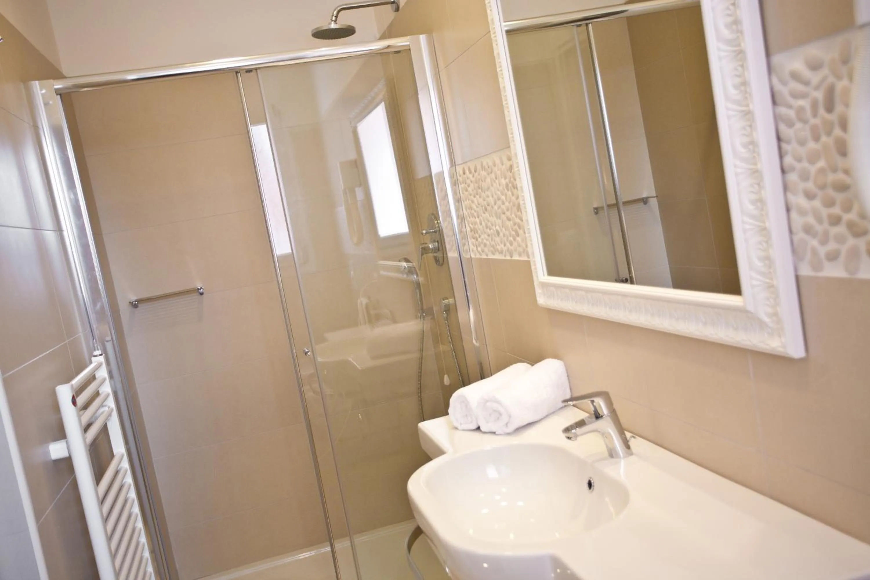 Bathroom in Hotel Nettuno