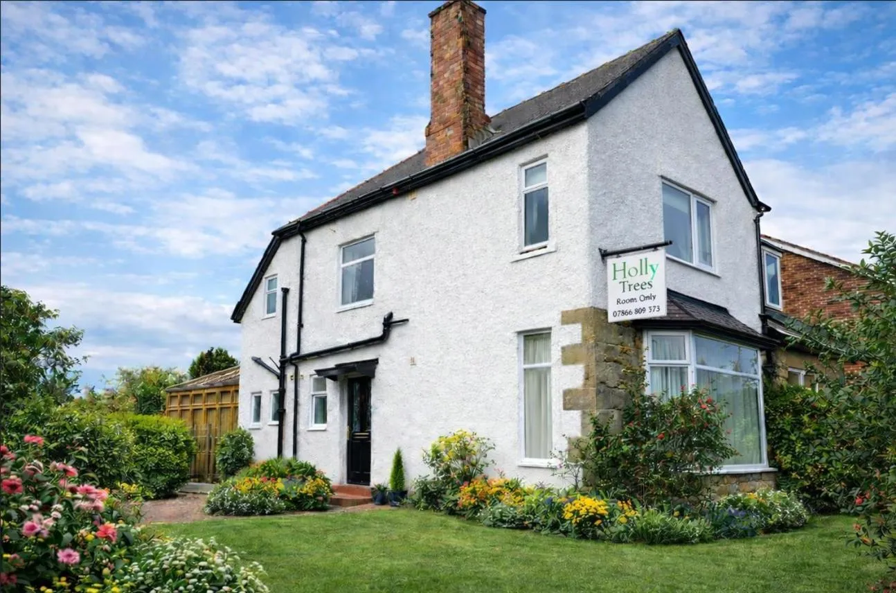 Property building in Holly Trees