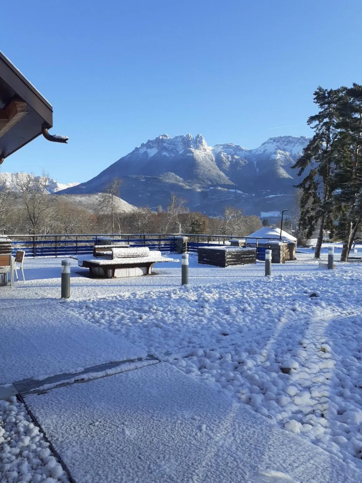 Property building in Le Pré du Lac