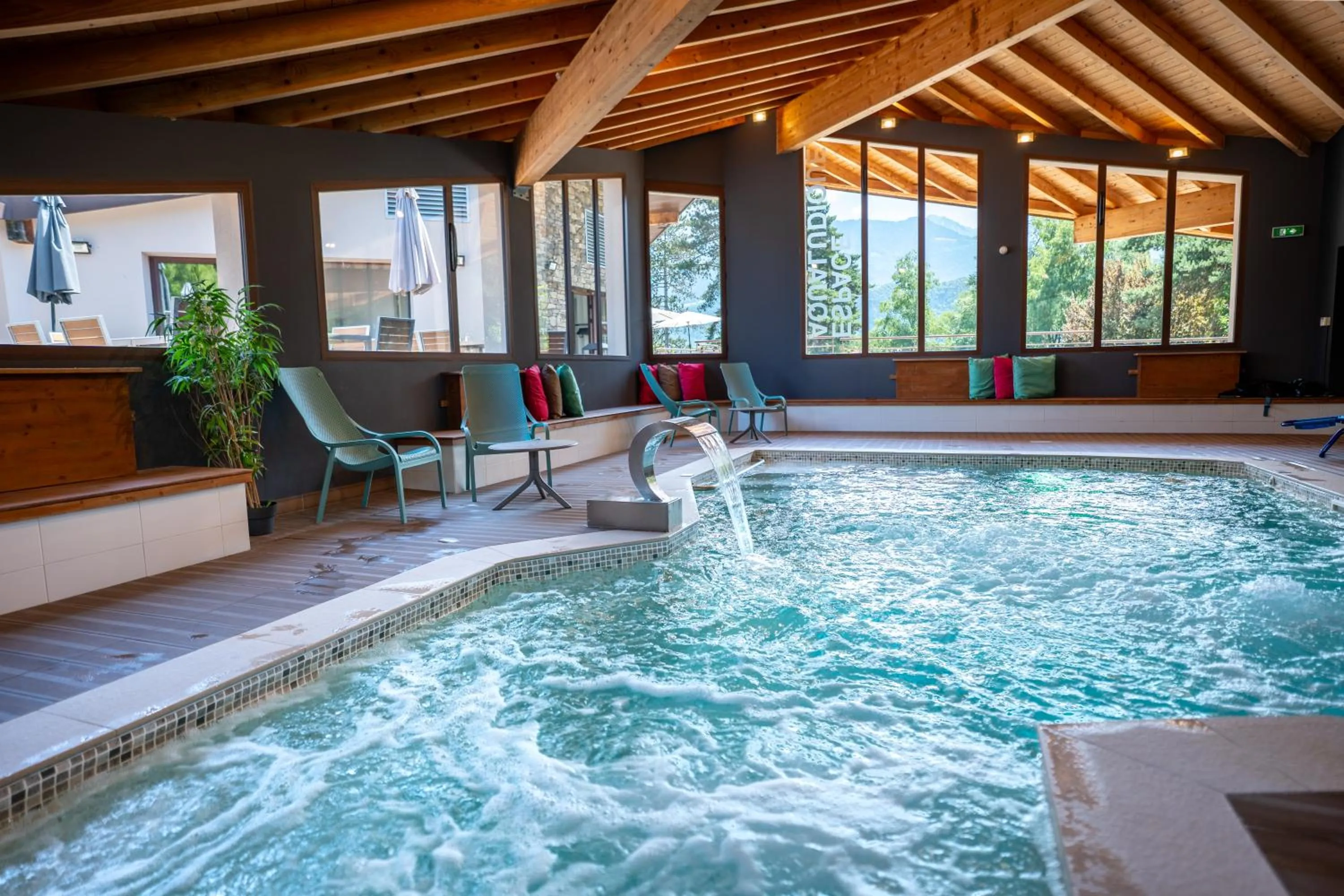 Hot Tub in Le Pré du Lac