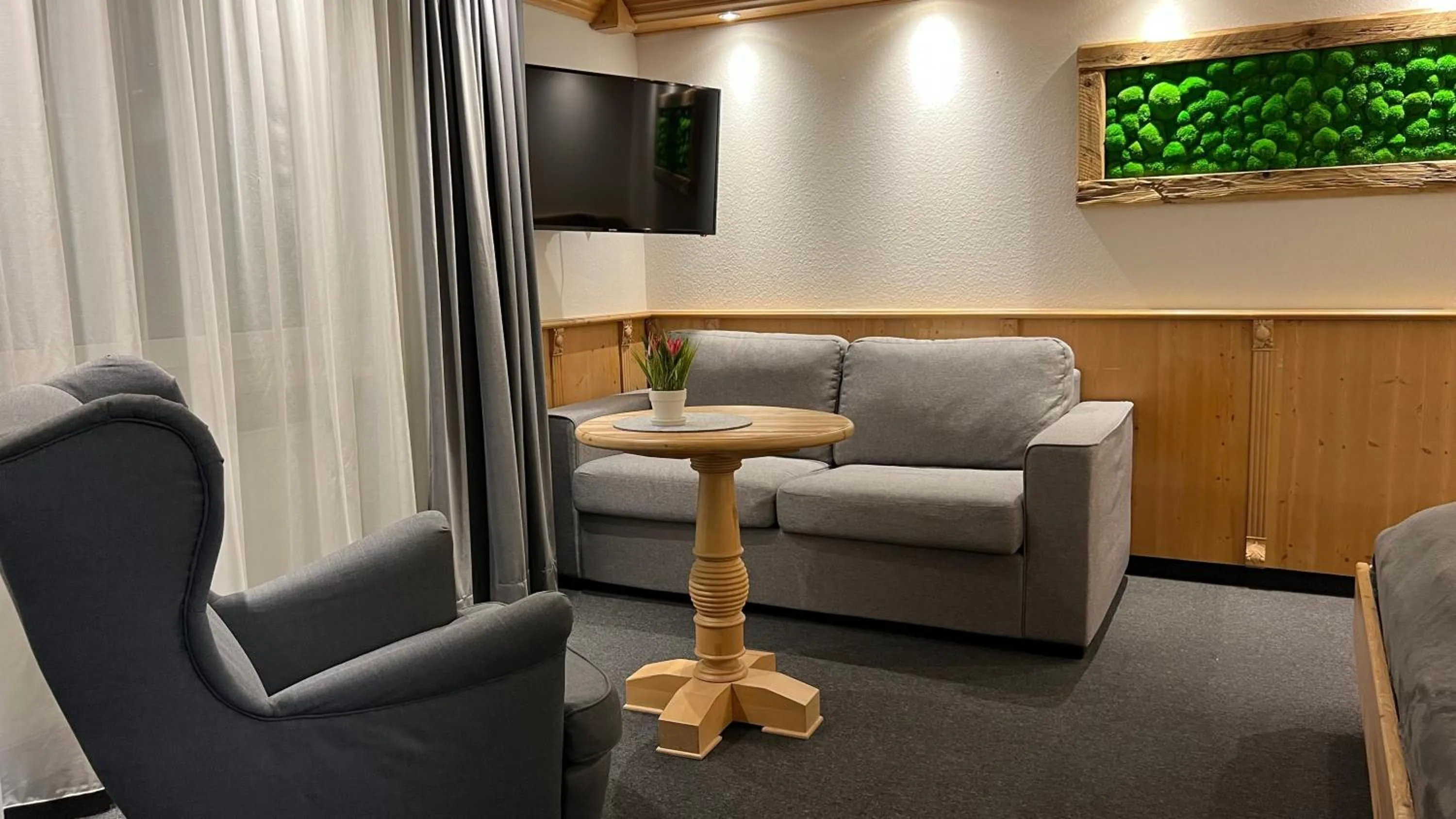 TV and multimedia in Hotel Stadtkrug