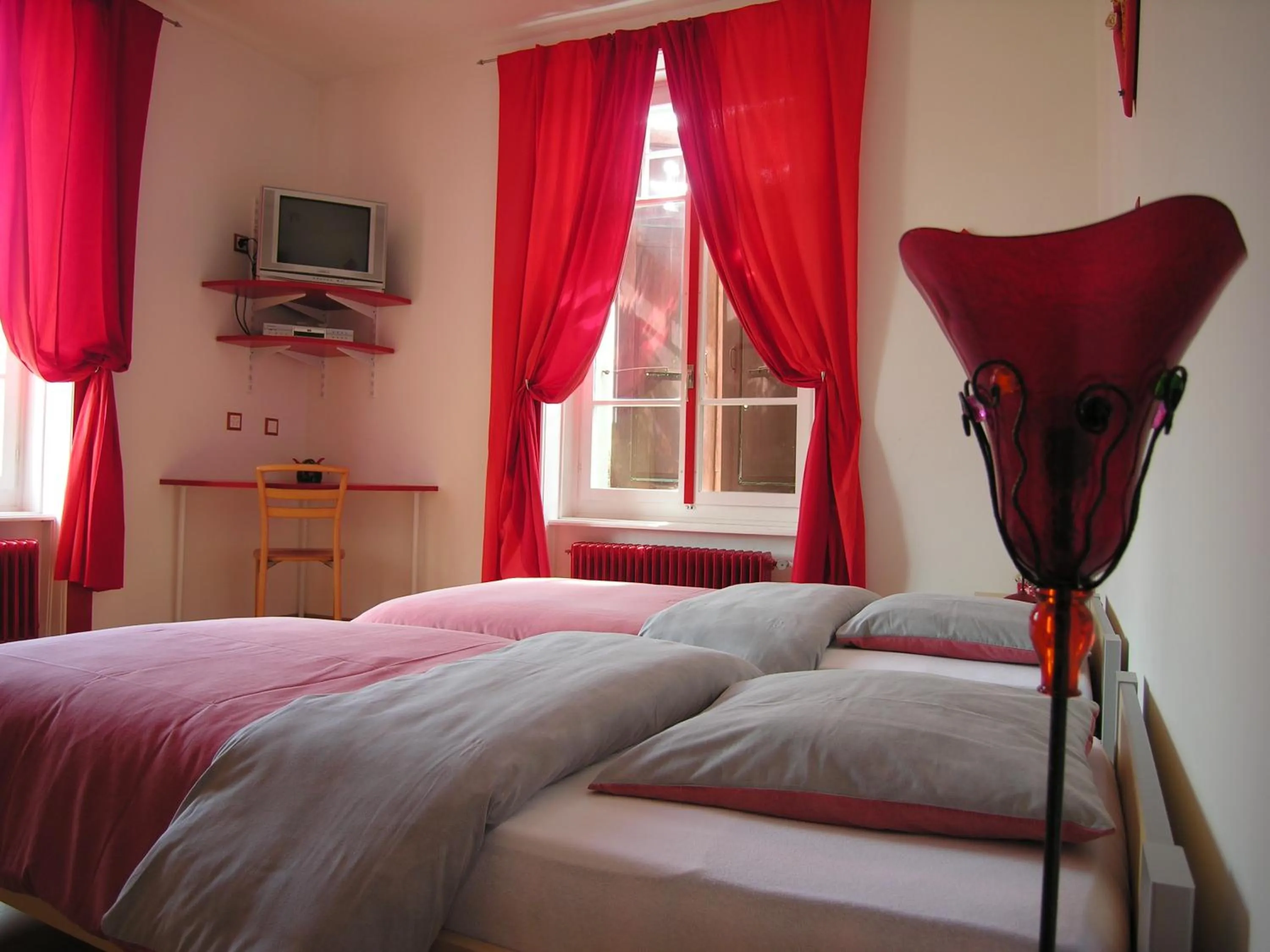 Photo of the whole room, Bed in Hotel Acacia