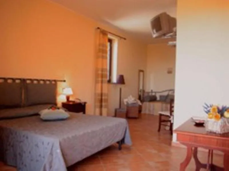 Bed in Residence Hotel La Commenda