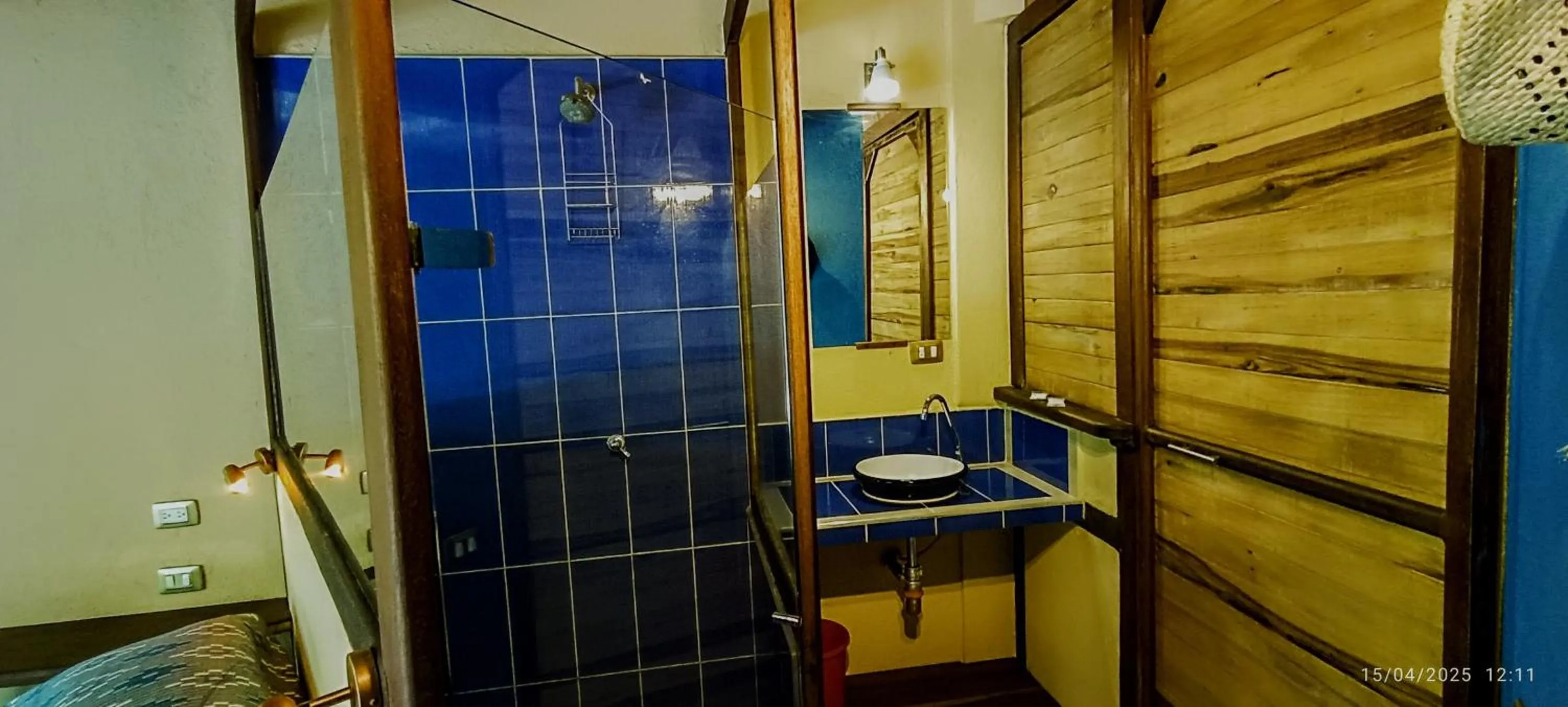 Shower in Barranquero Hotel