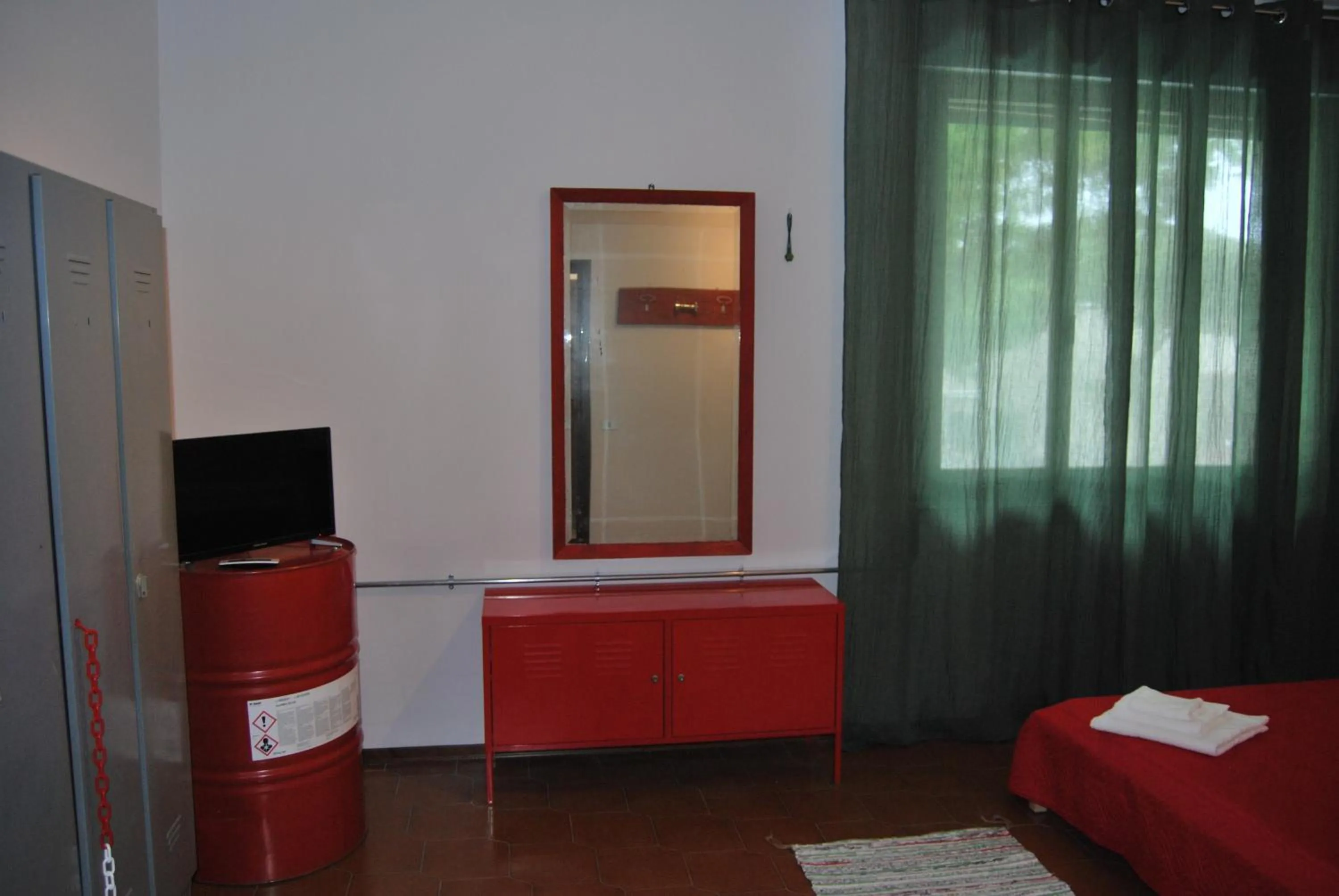 Photo of the whole room in sebante