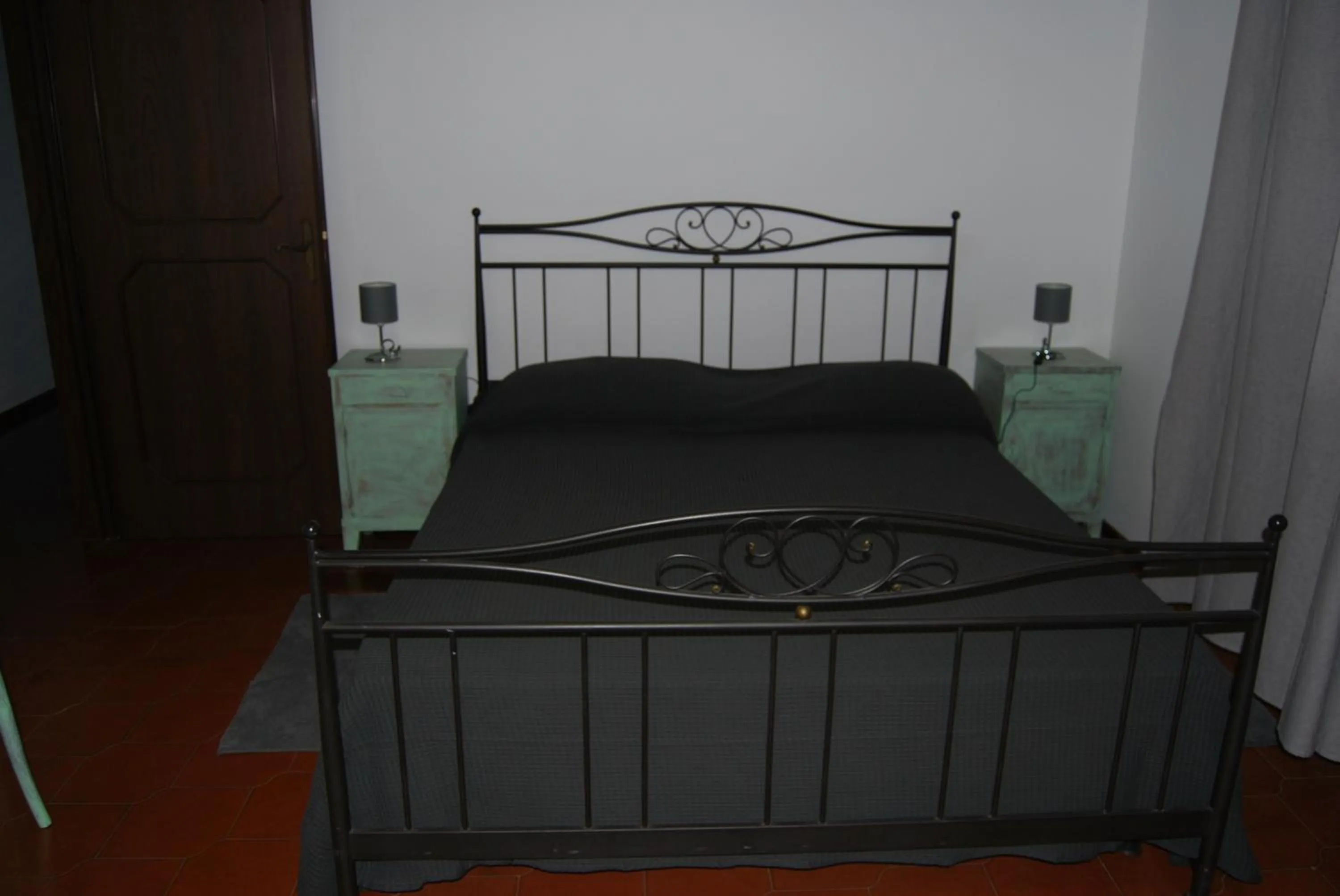 Photo of the whole room in sebante