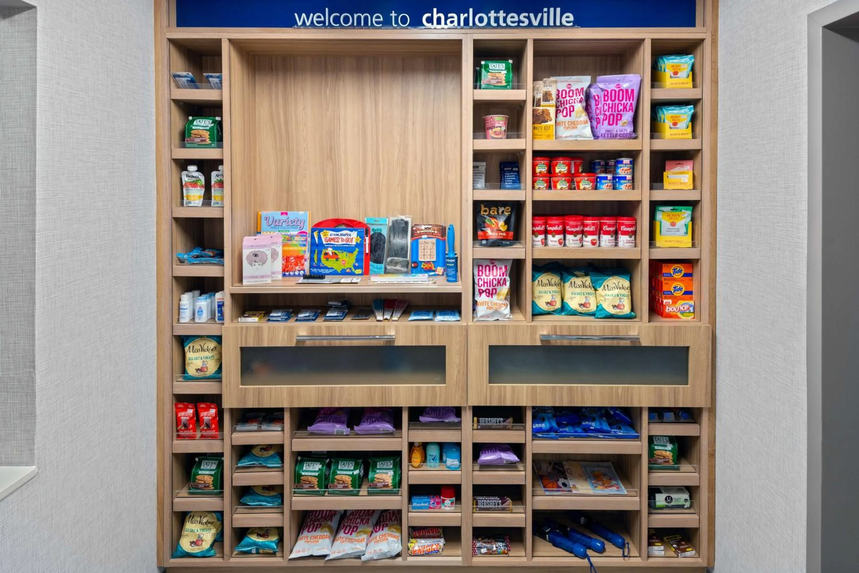 Restaurant/places to eat in Hampton Inn & Suites Charlottesville at the University