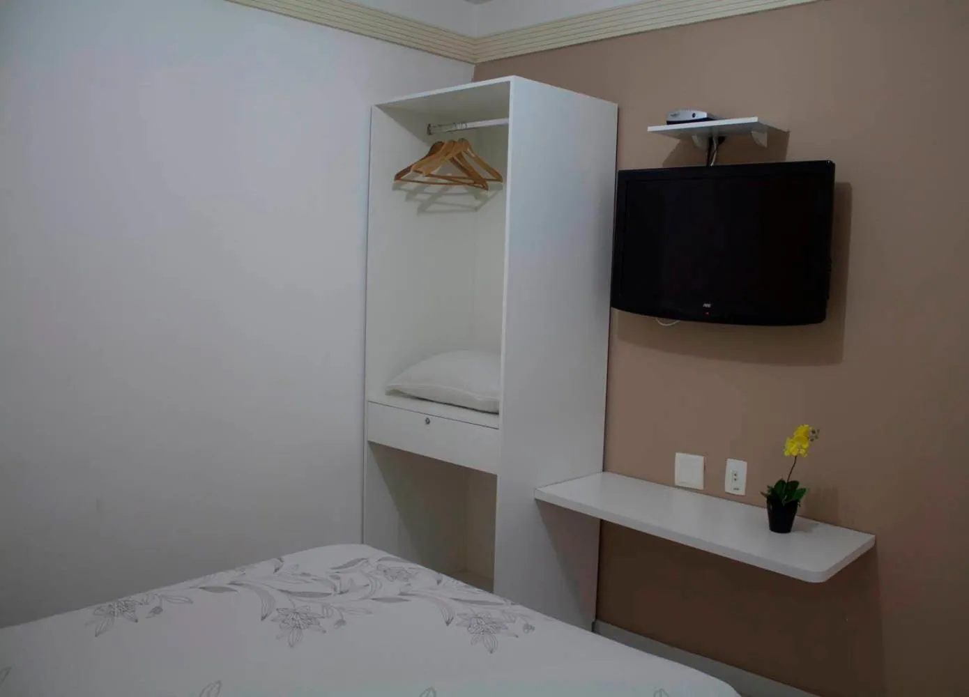 TV and multimedia, Bed in Hotel Agua Marinha