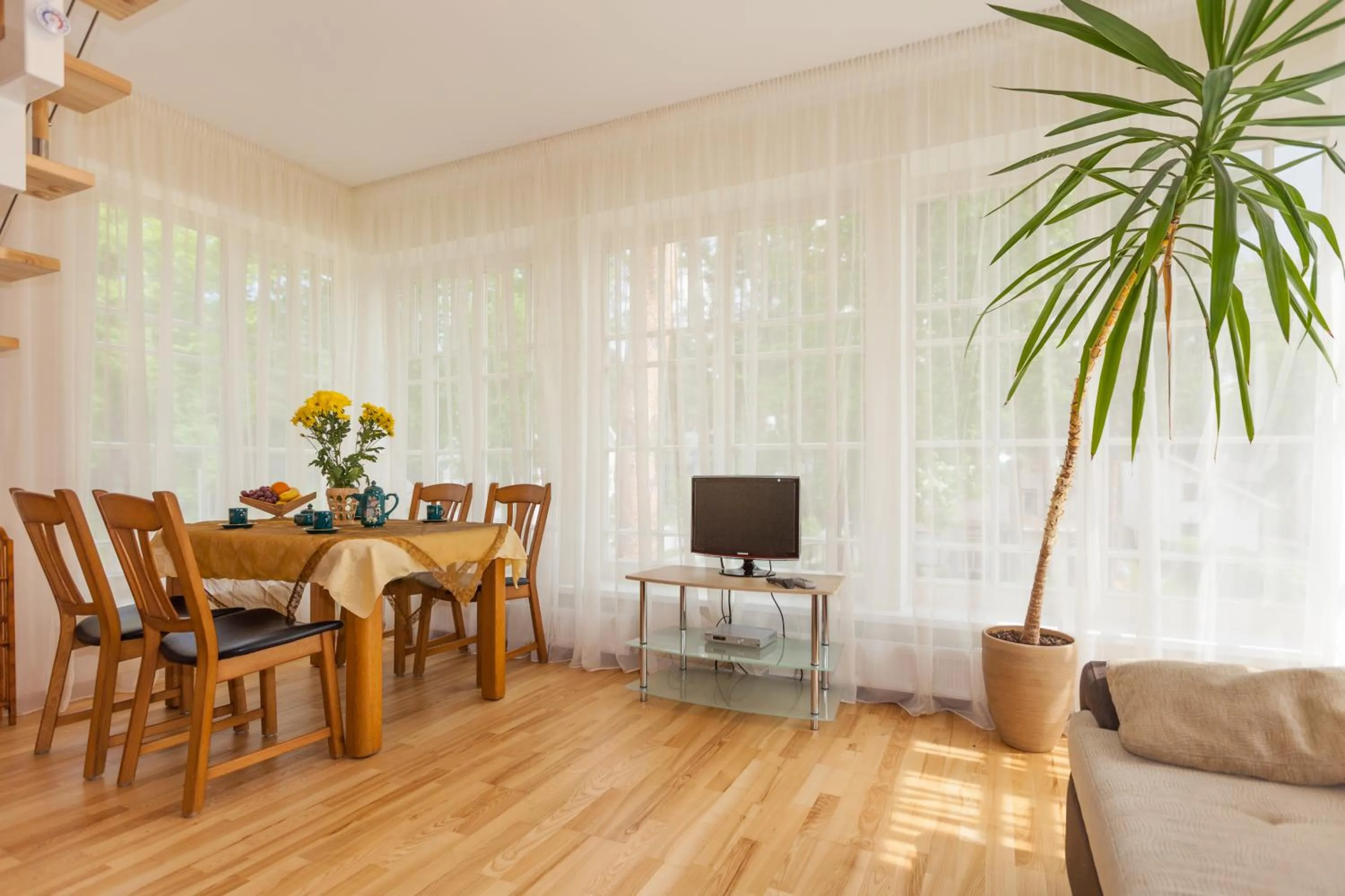 Dining area in Amber Coast & Sea
