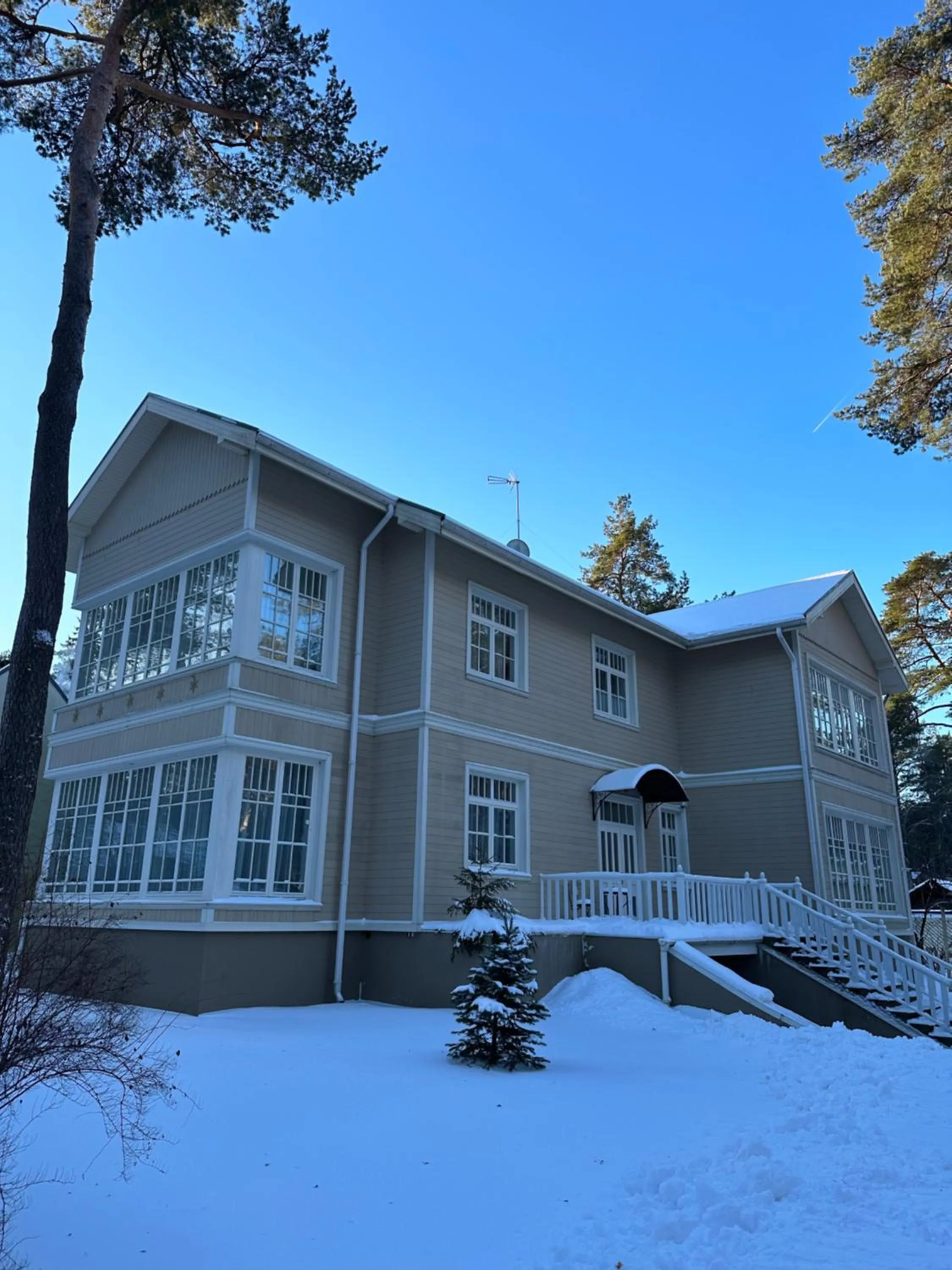 Property building in Amber Coast & Sea