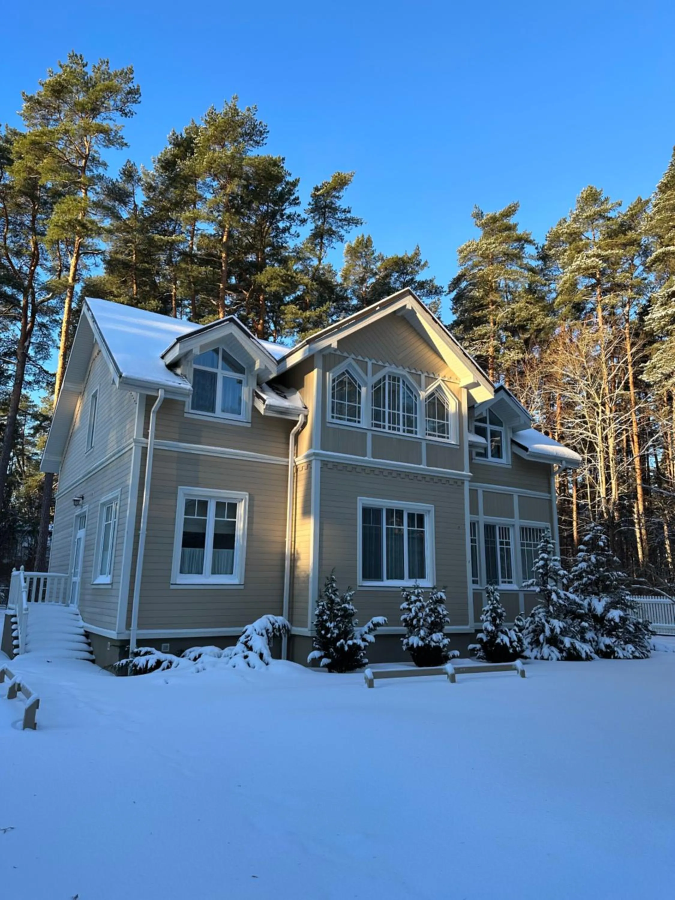 Property building in Amber Coast & Sea