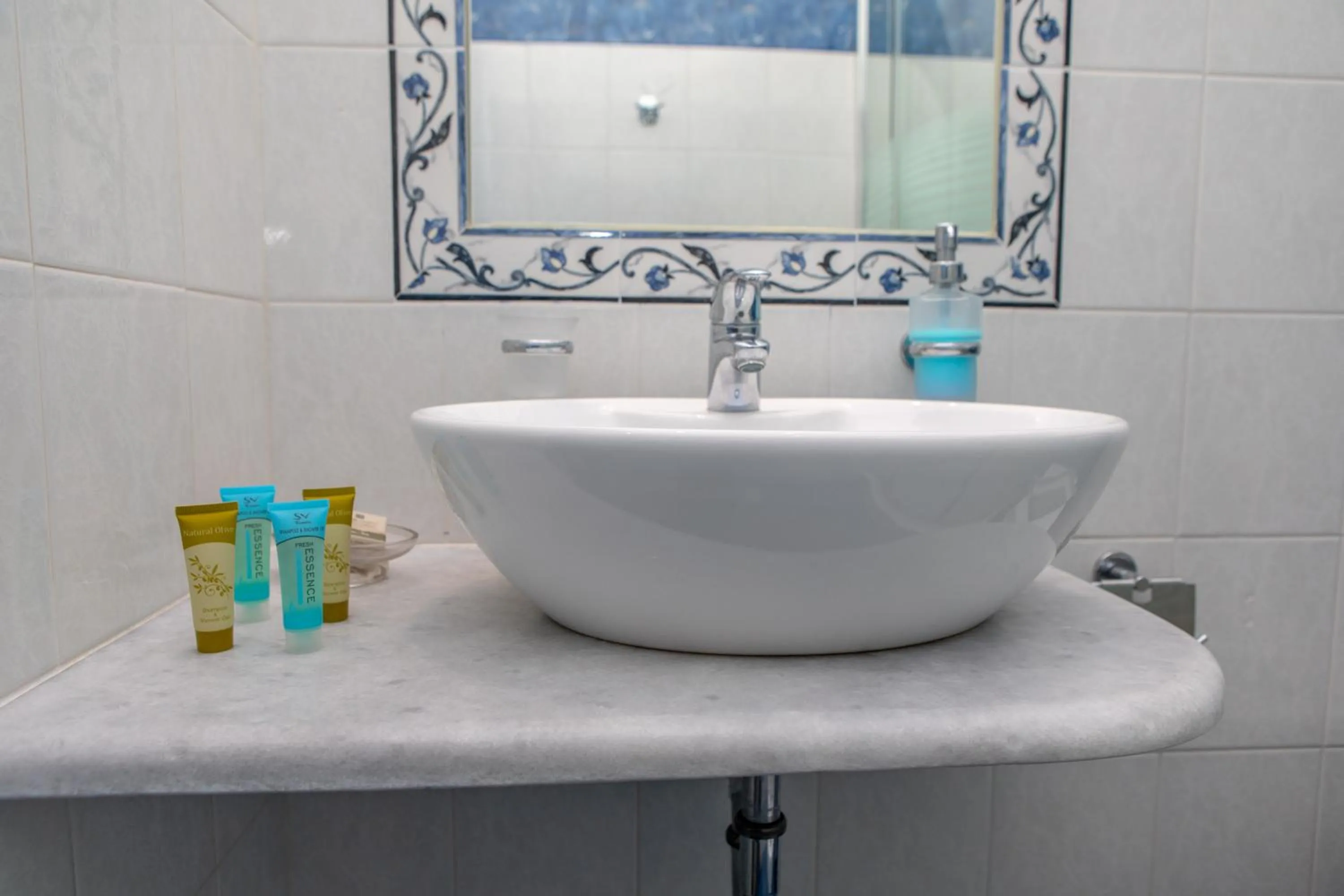 Naxos Illusion Nikos Verikokos