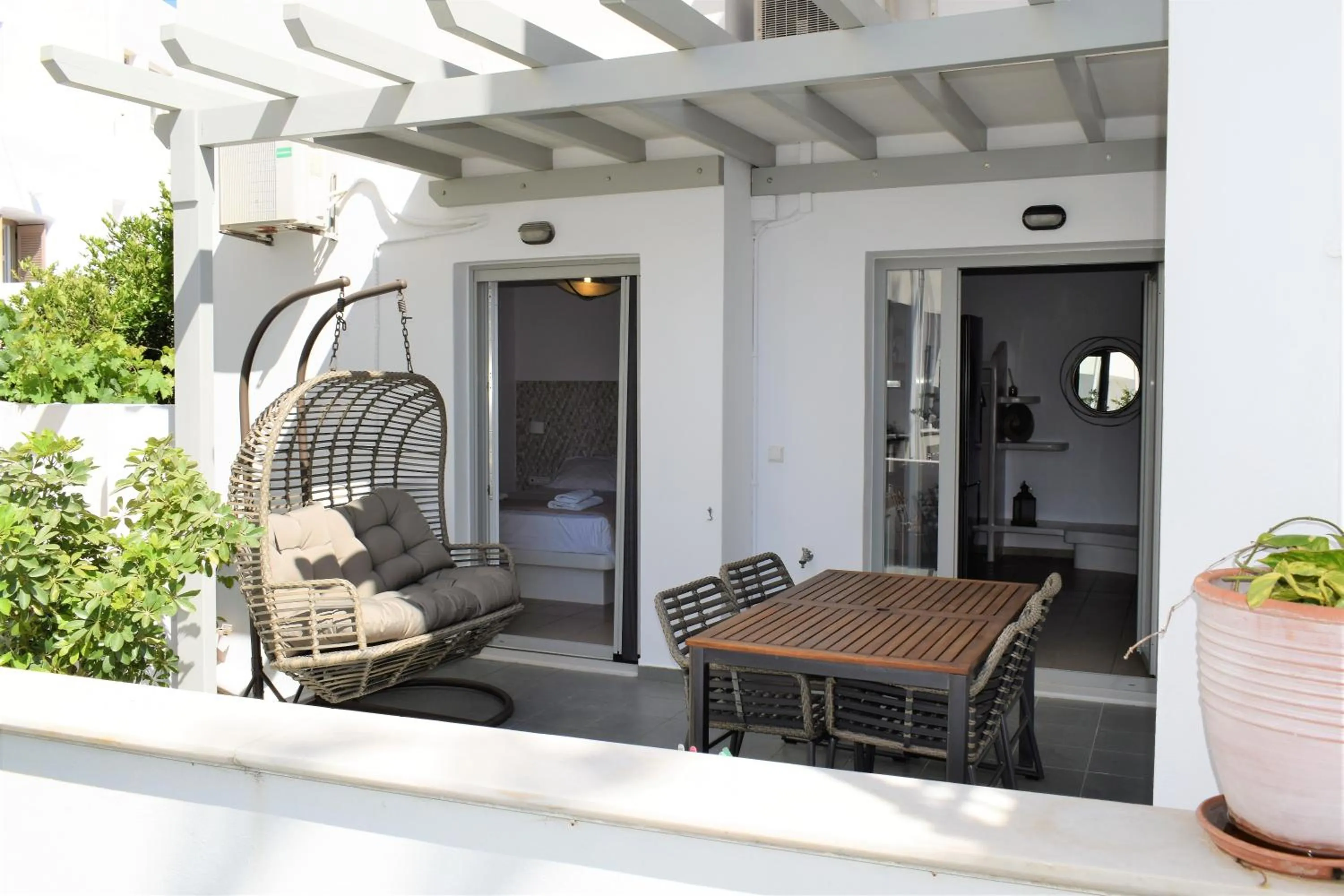 Naxos Illusion Nikos Verikokos