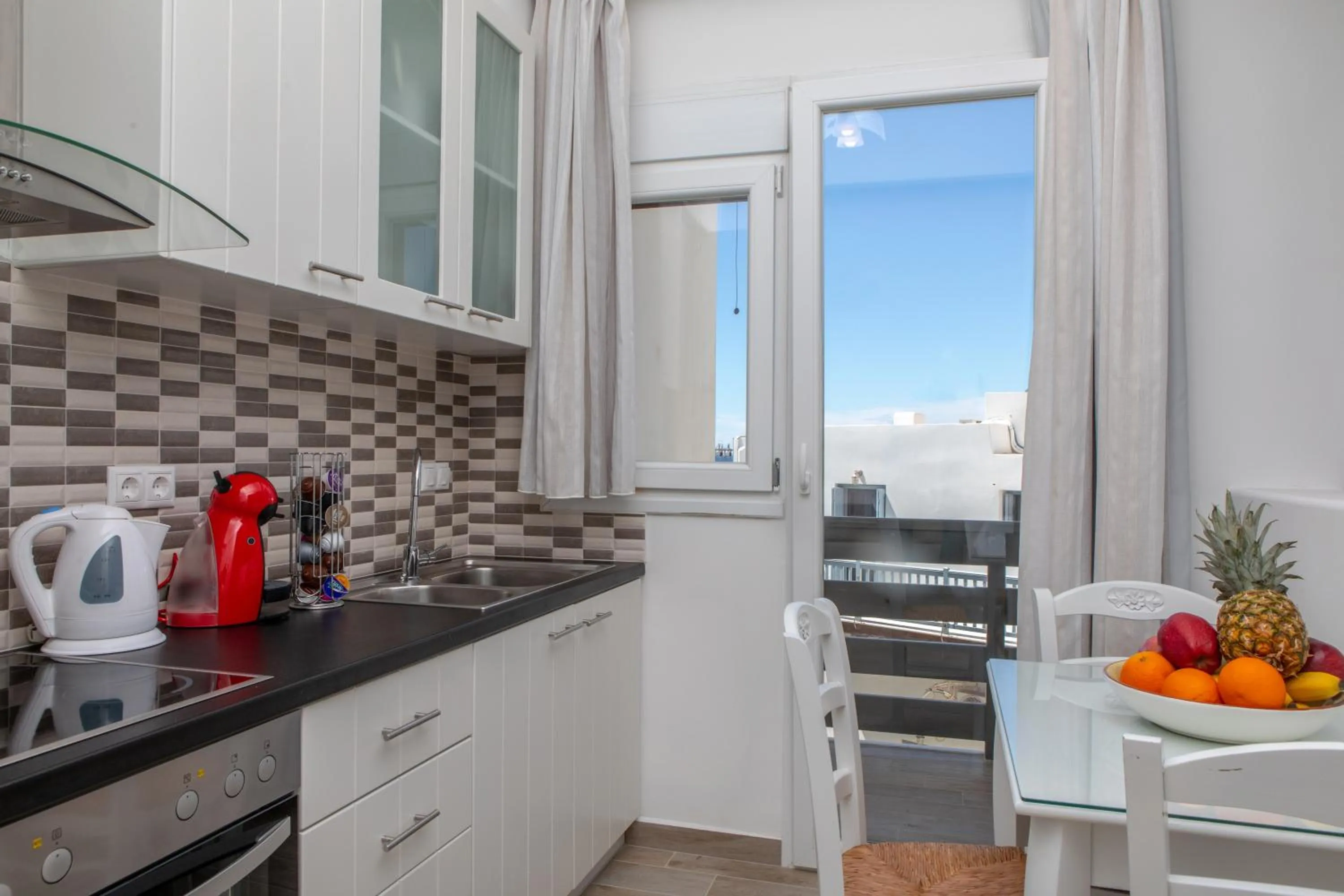 Naxos Illusion Nikos Verikokos