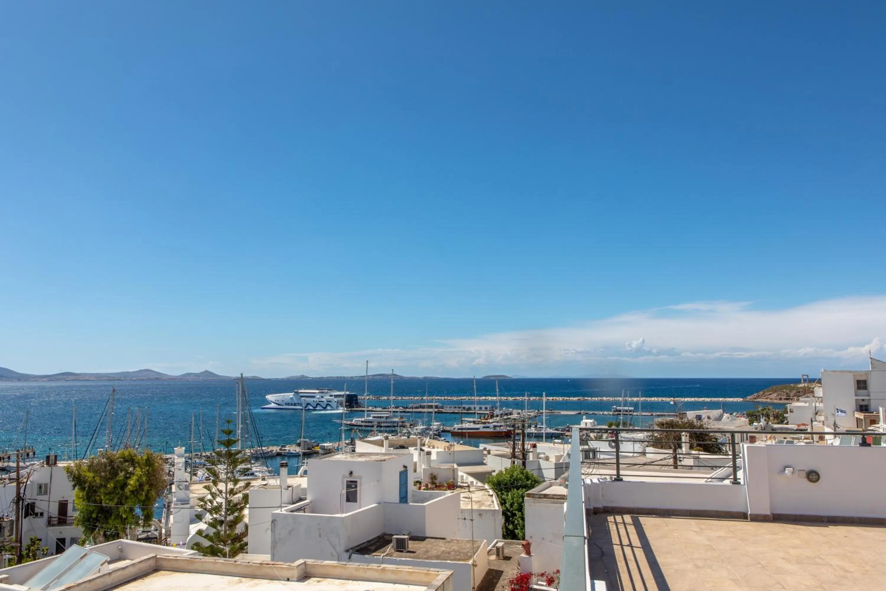 Naxos Illusion Nikos Verikokos