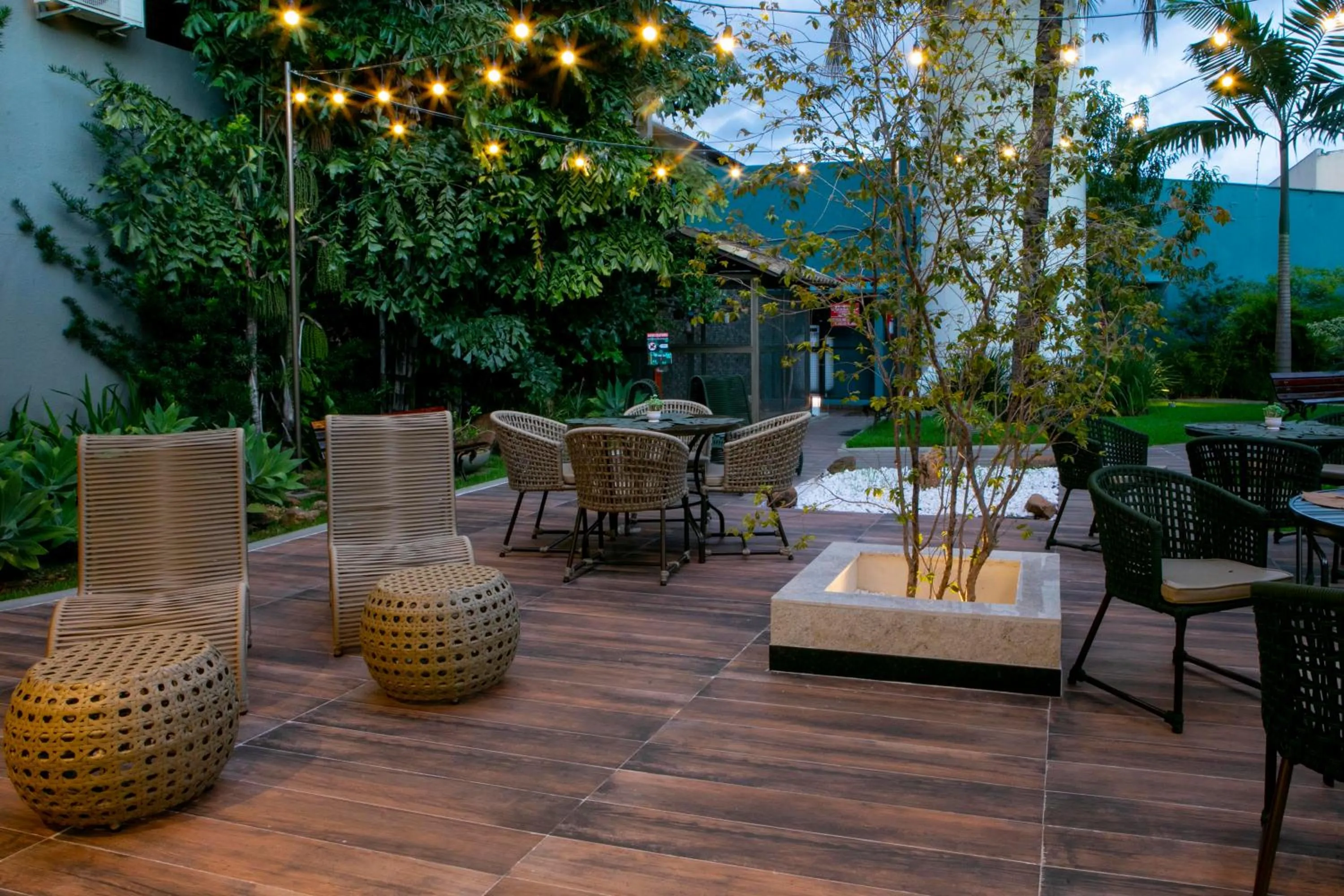 Garden in Castelo Inn Hotel