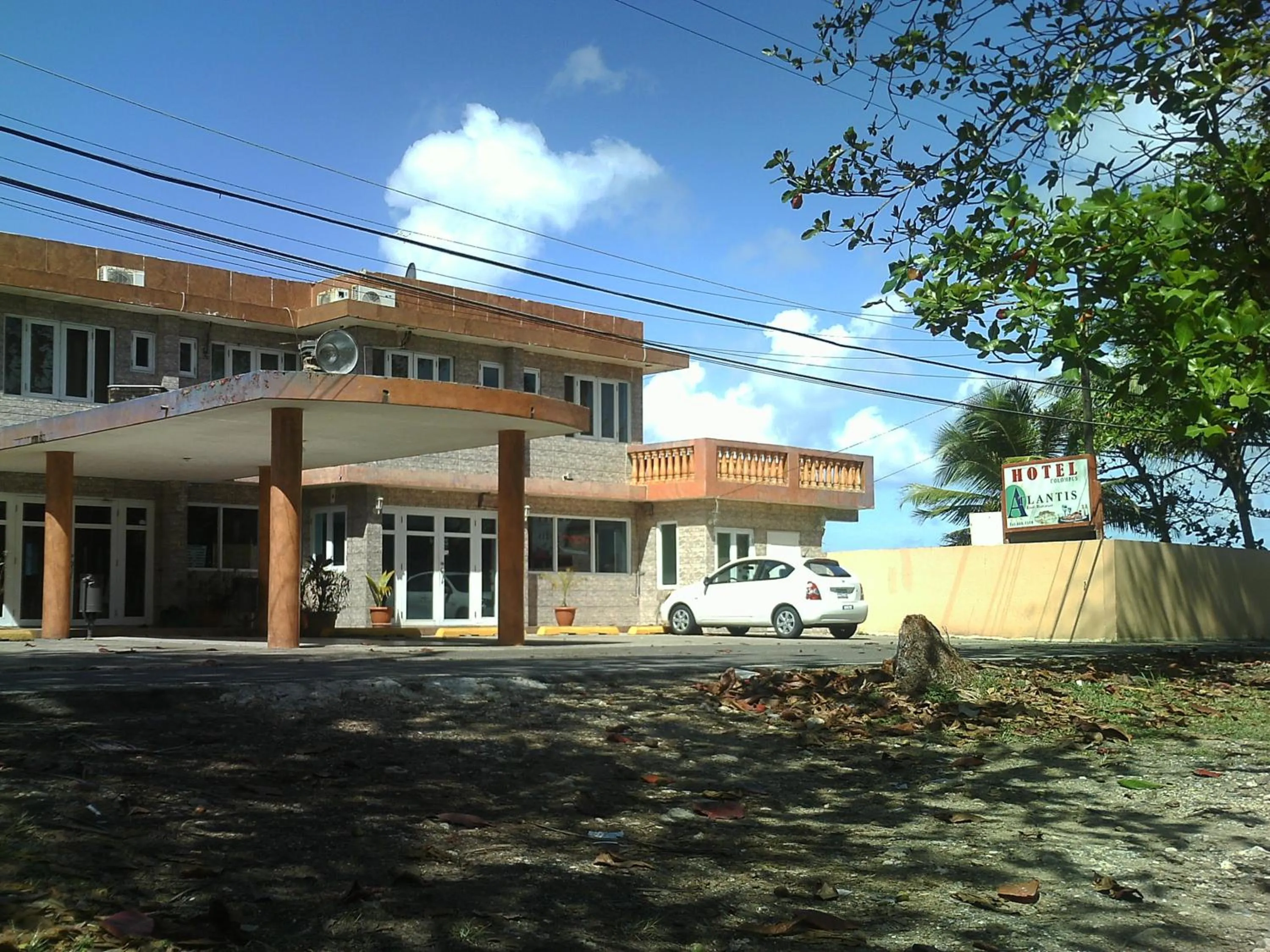 Facade/entrance in Hotel Colombus