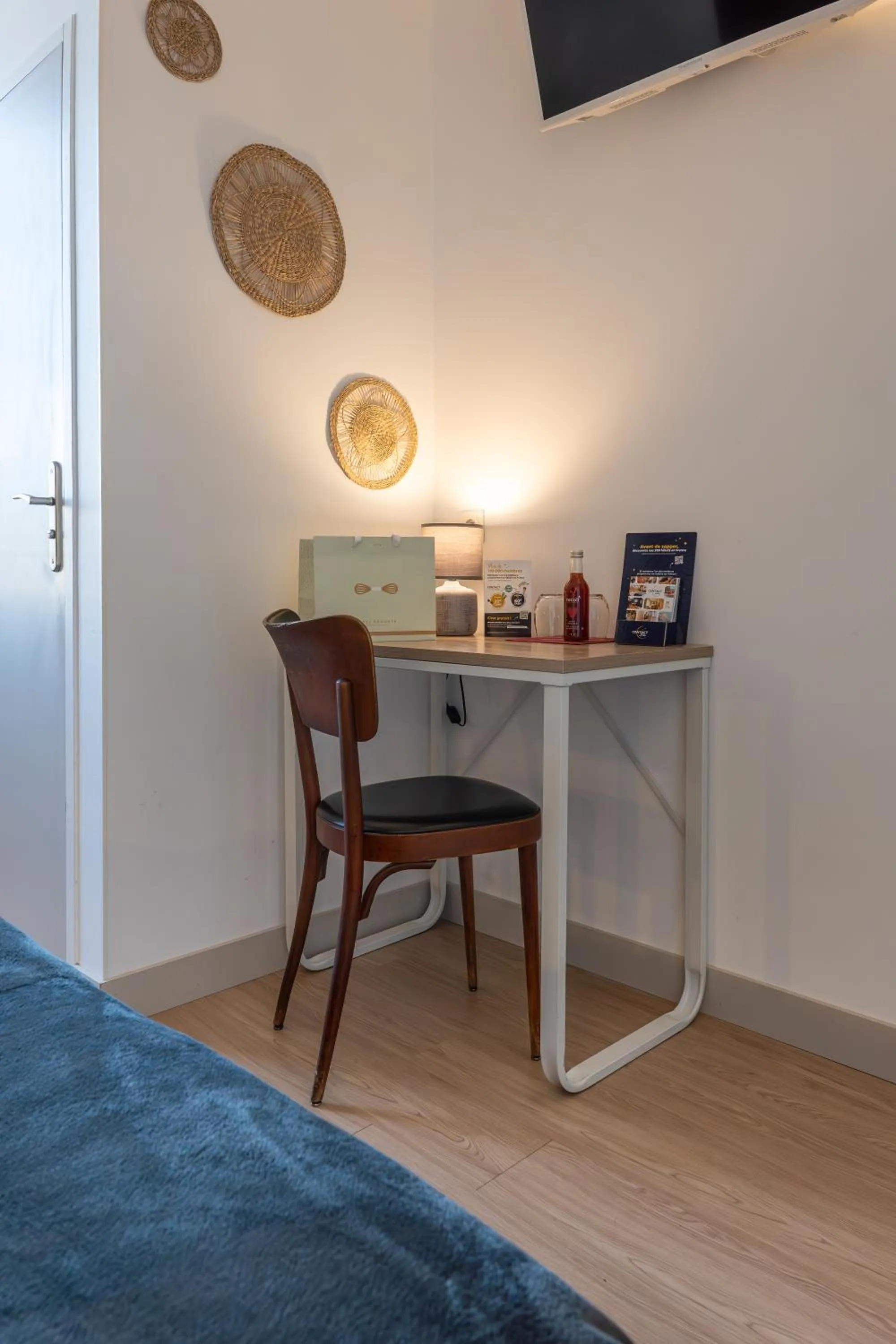 Bedroom in Hôtel Océan Dinan