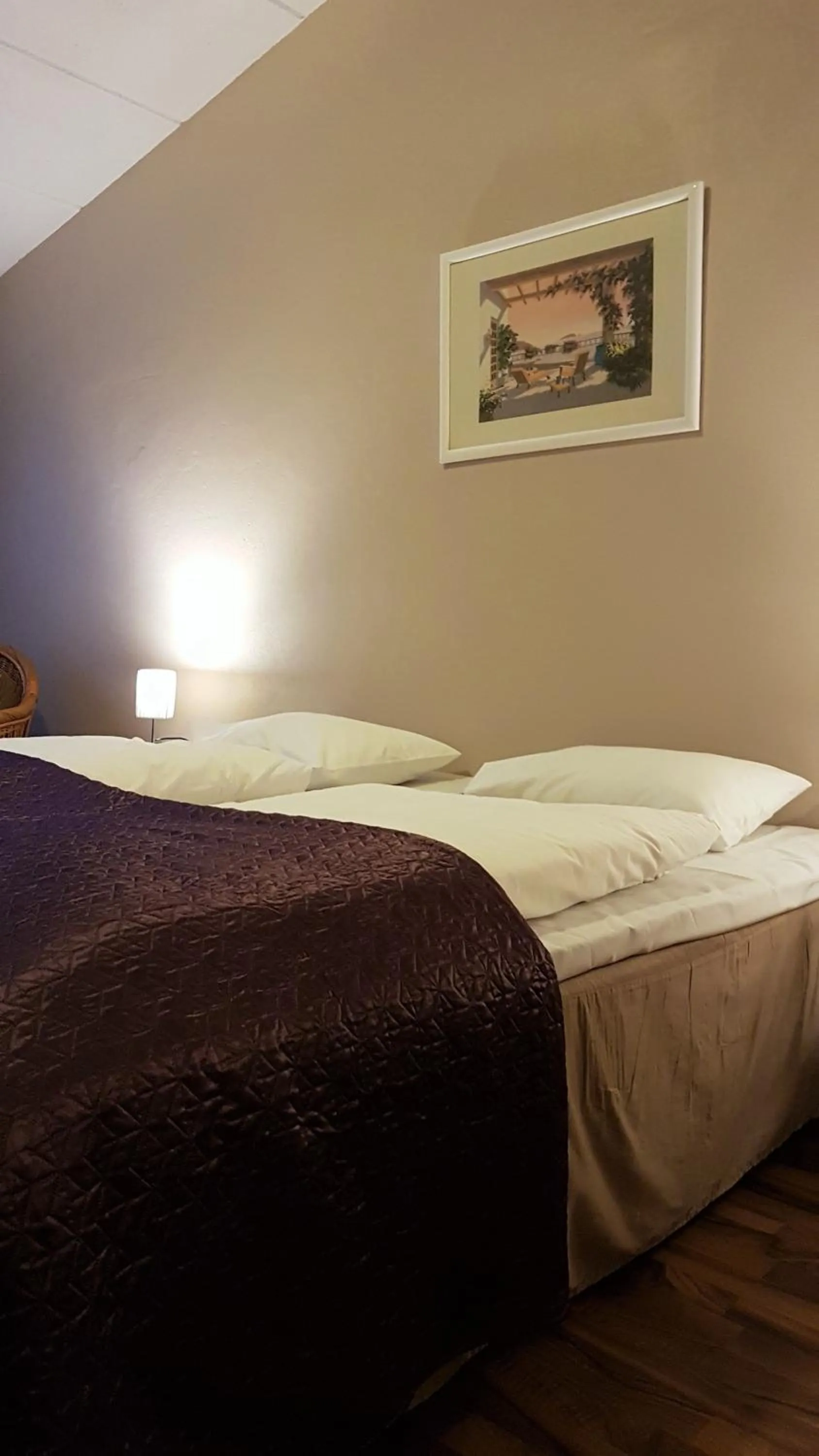 Bedroom, Bed in Bardu Hotell