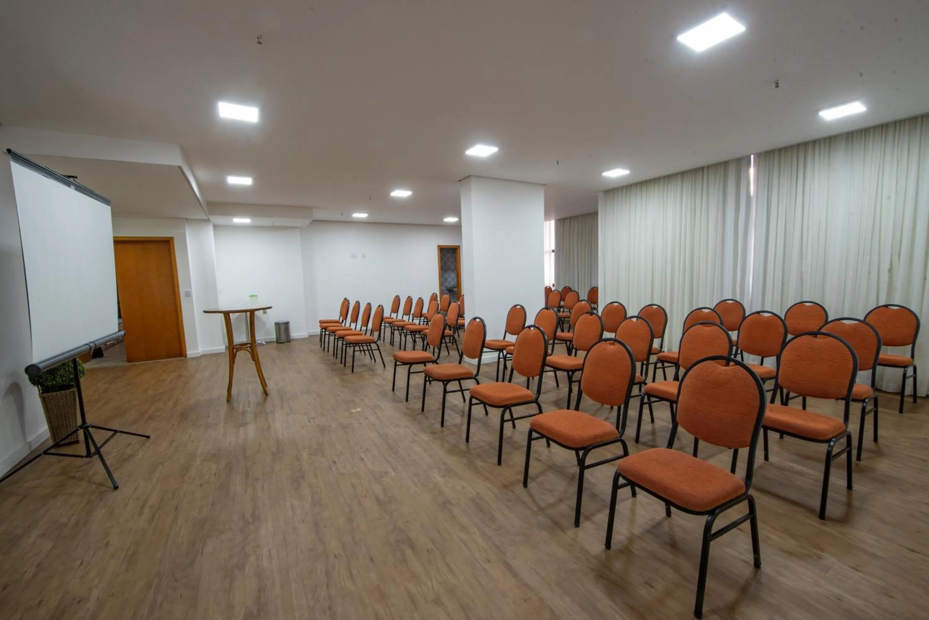 Meeting/conference room in Mondrian Suite Hotel