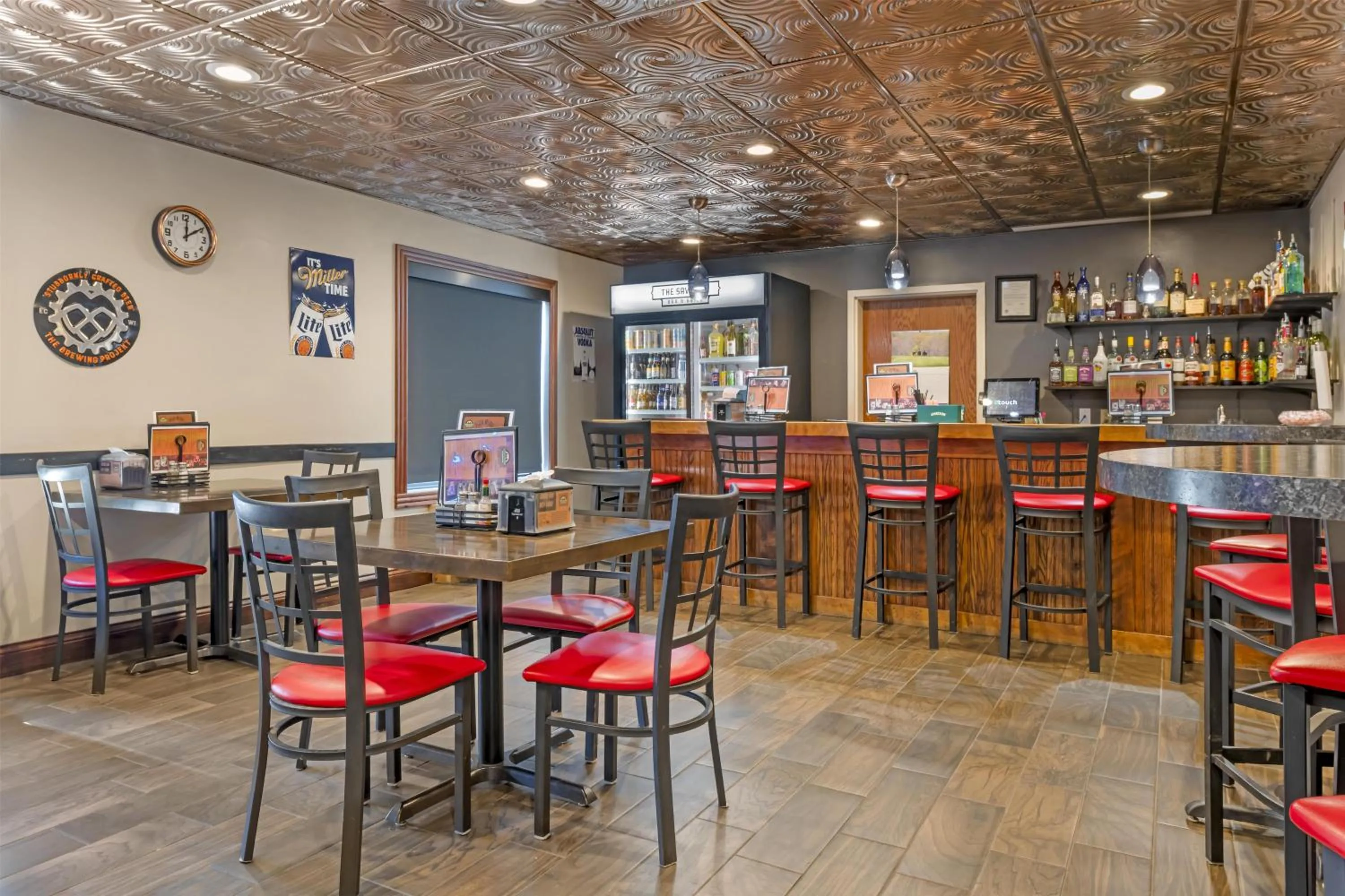 Lounge or bar in Best Western Plus Eau Claire Conference Center