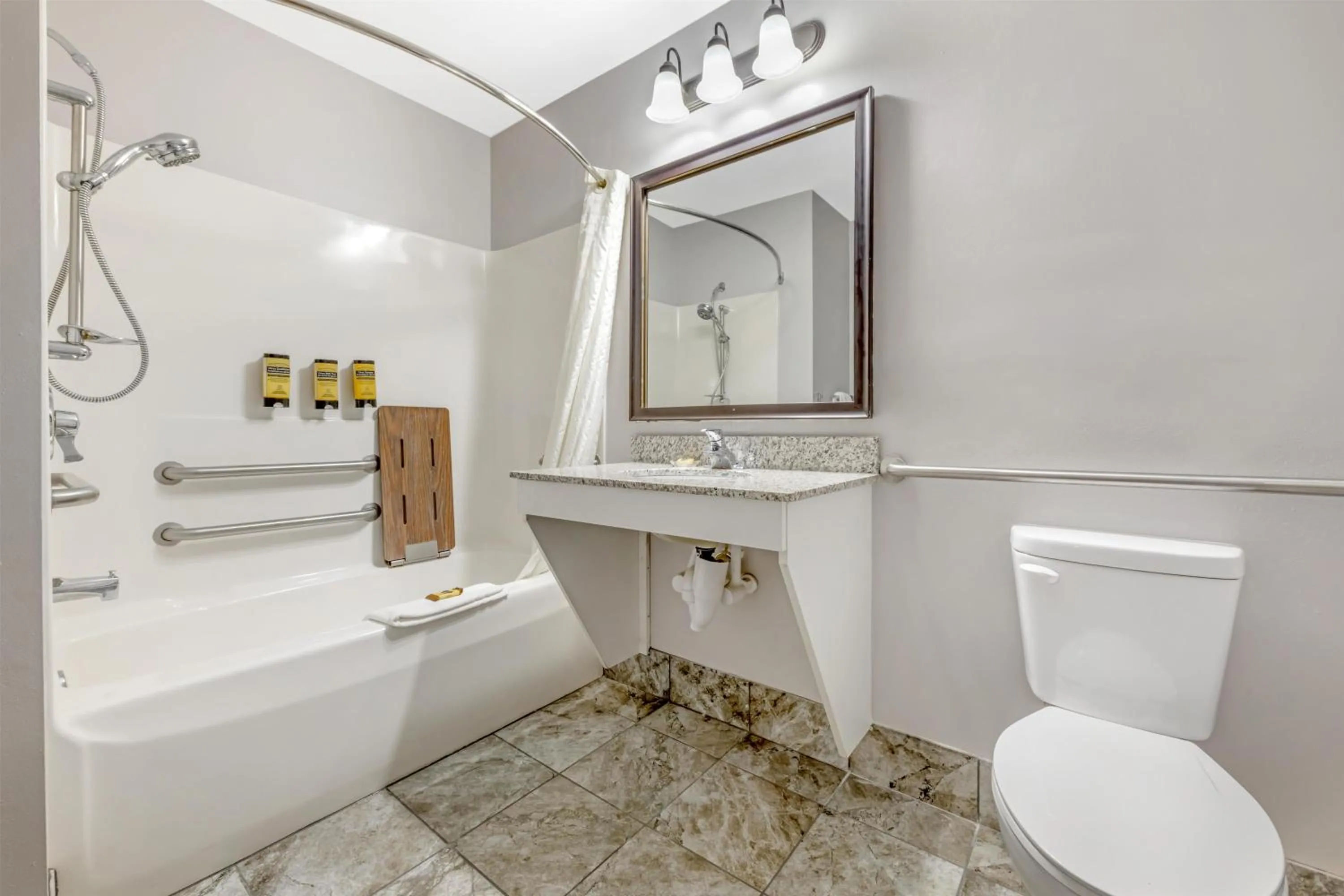 Bathroom in Best Western Plus Eau Claire Conference Center