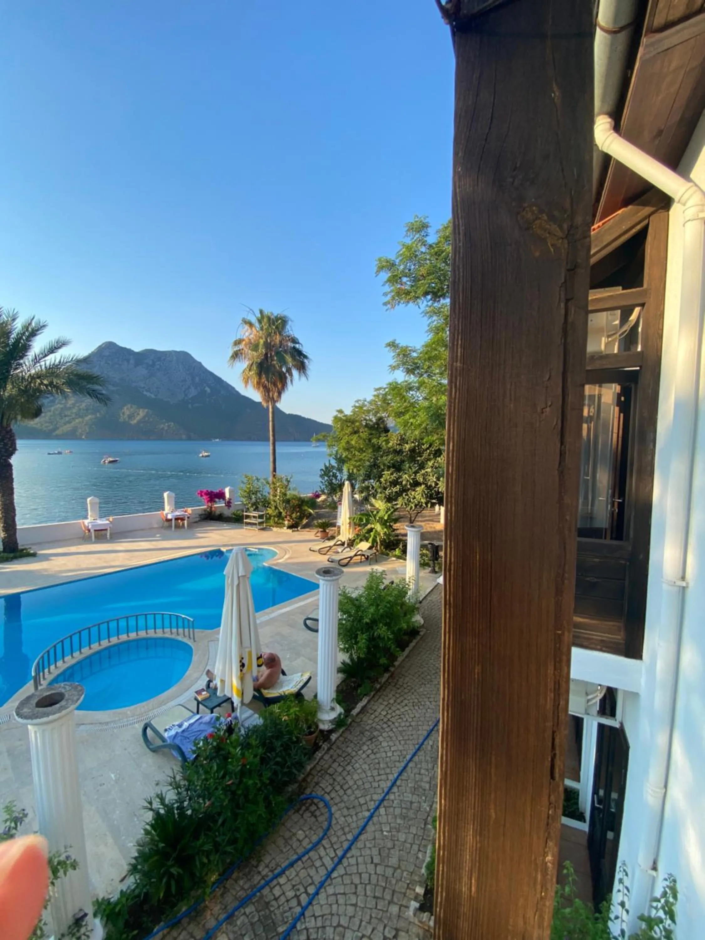 Sea view in Ford Hotel