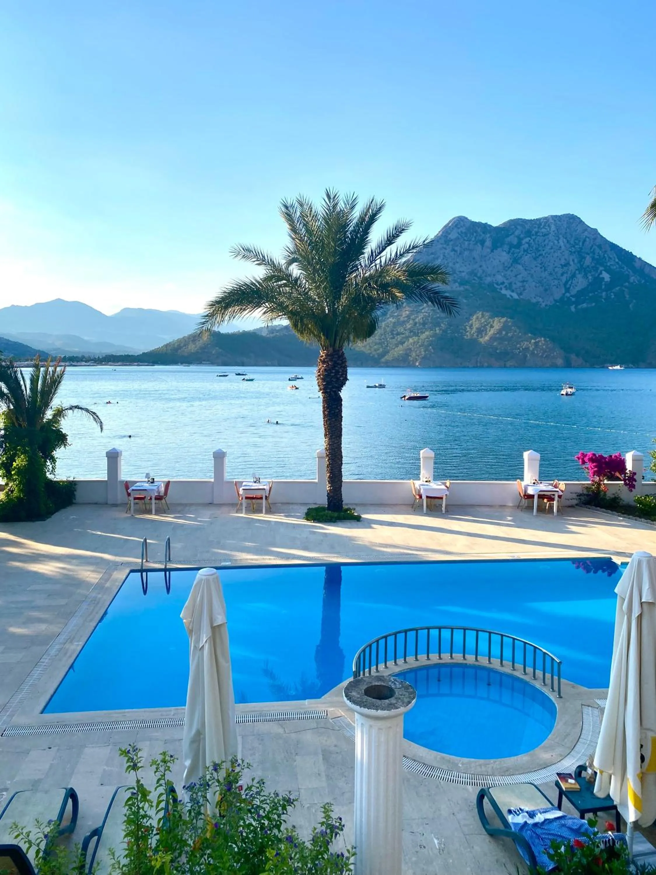 Sea view in Ford Hotel