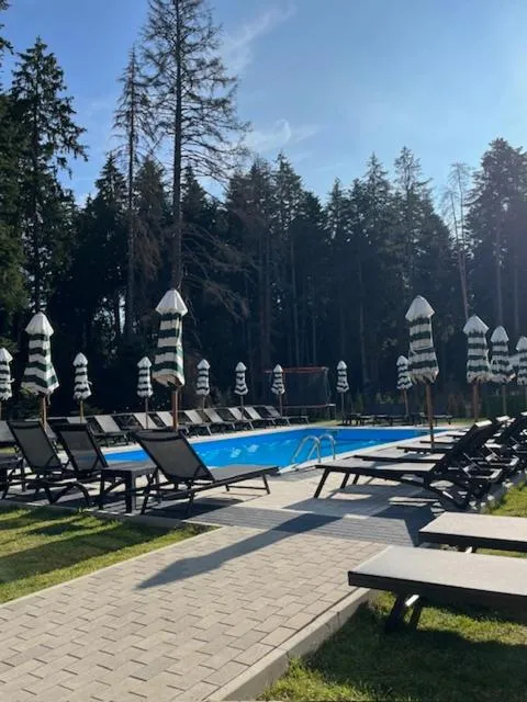 Swimming pool in Iglika Hotel & Villas Borovets