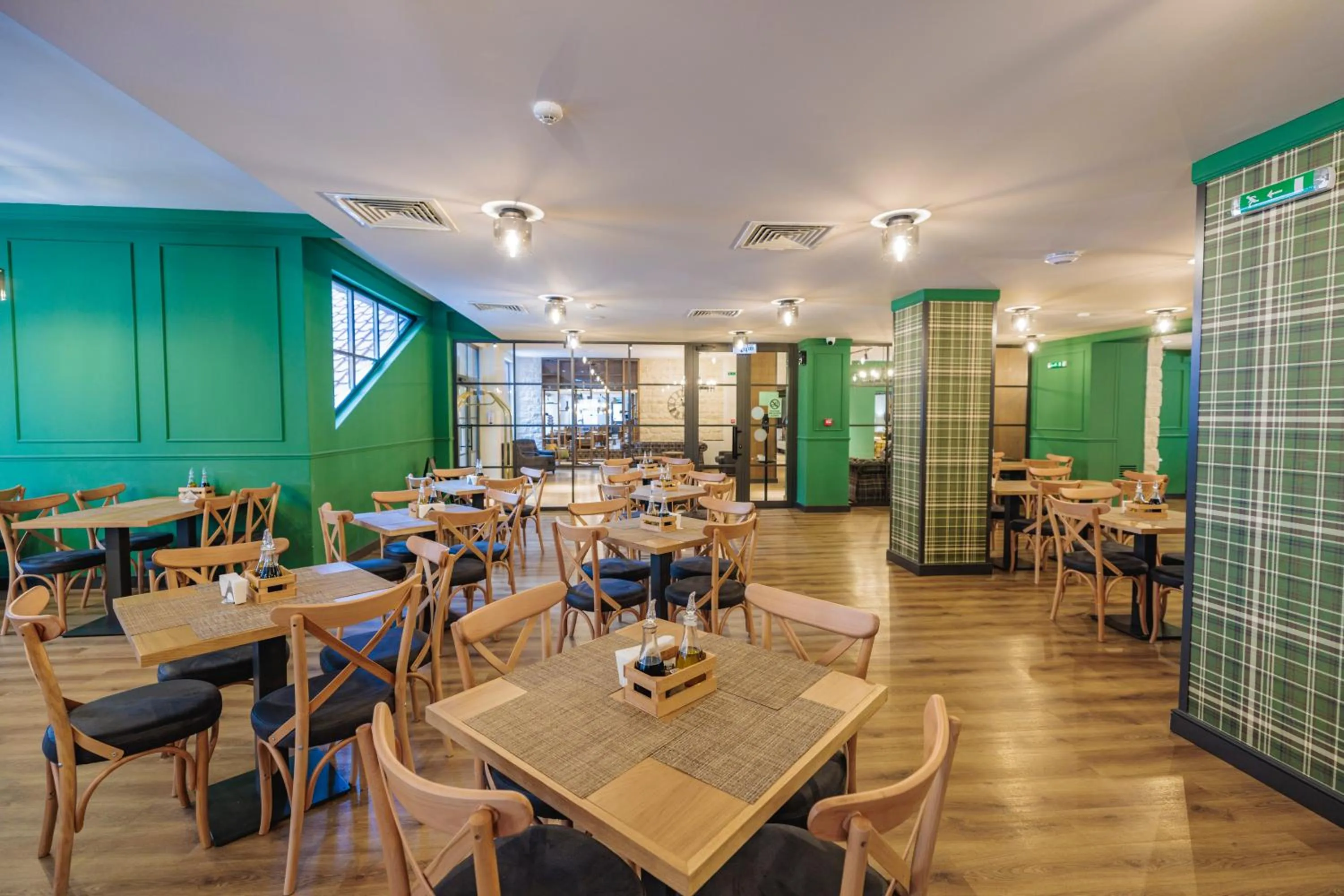 Restaurant/places to eat in Iglika Hotel & Villas Borovets