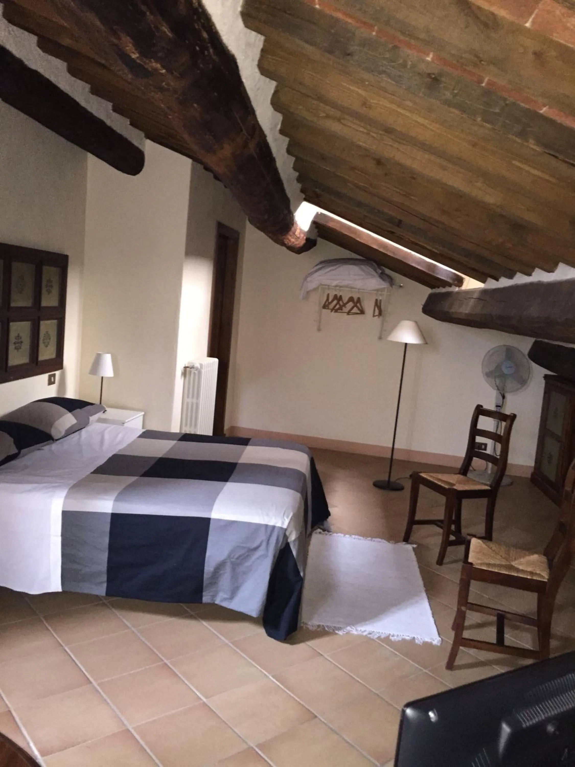 Photo of the whole room, Bed in Locanda Petrella
