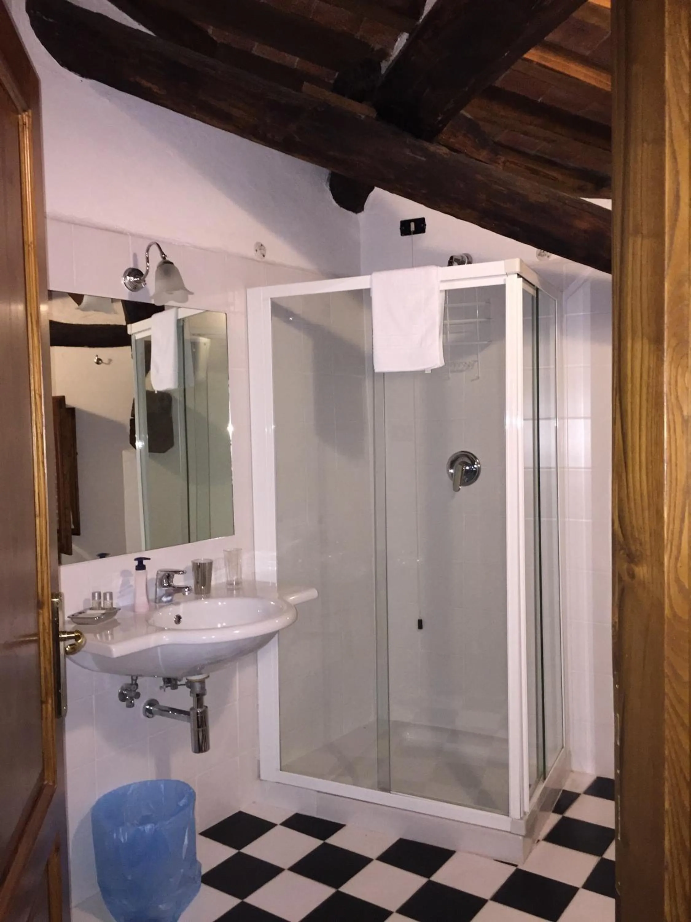 Bathroom in Locanda Petrella