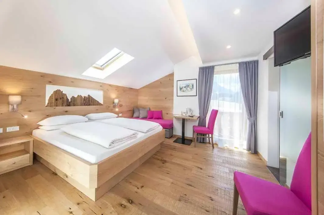 Triple Room in Hotel Garni Morene Triple Room in Hotel Garni Morene