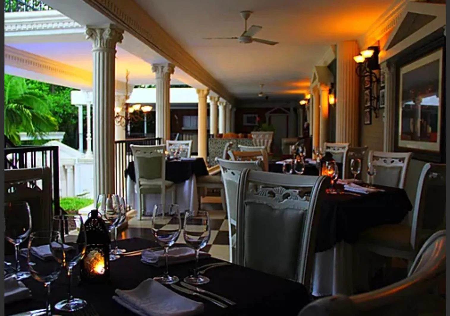 Restaurant/places to eat in Emakhosini Boutique Hotel