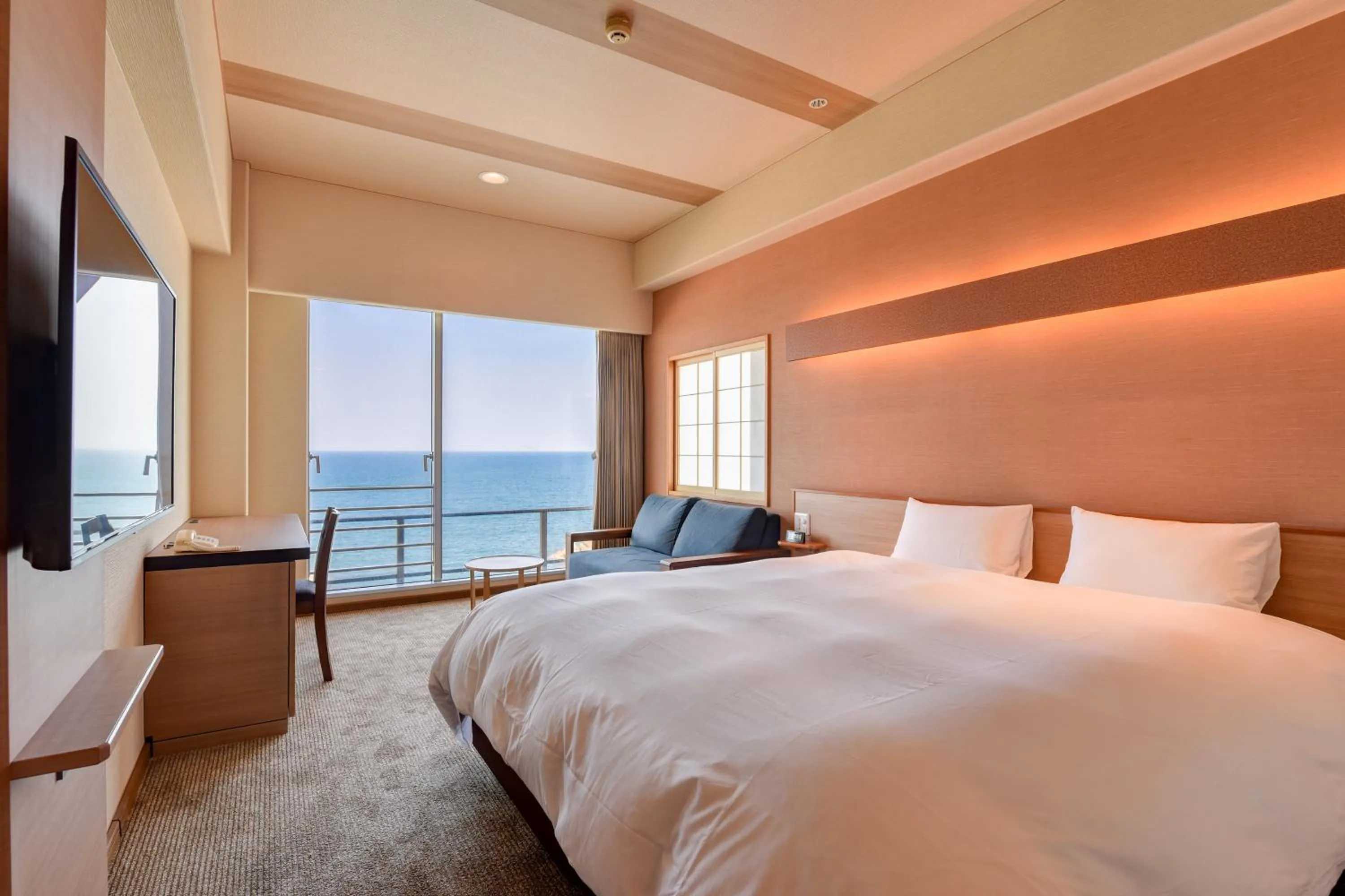 Photo of the whole room in Kaike Seaside Hotel