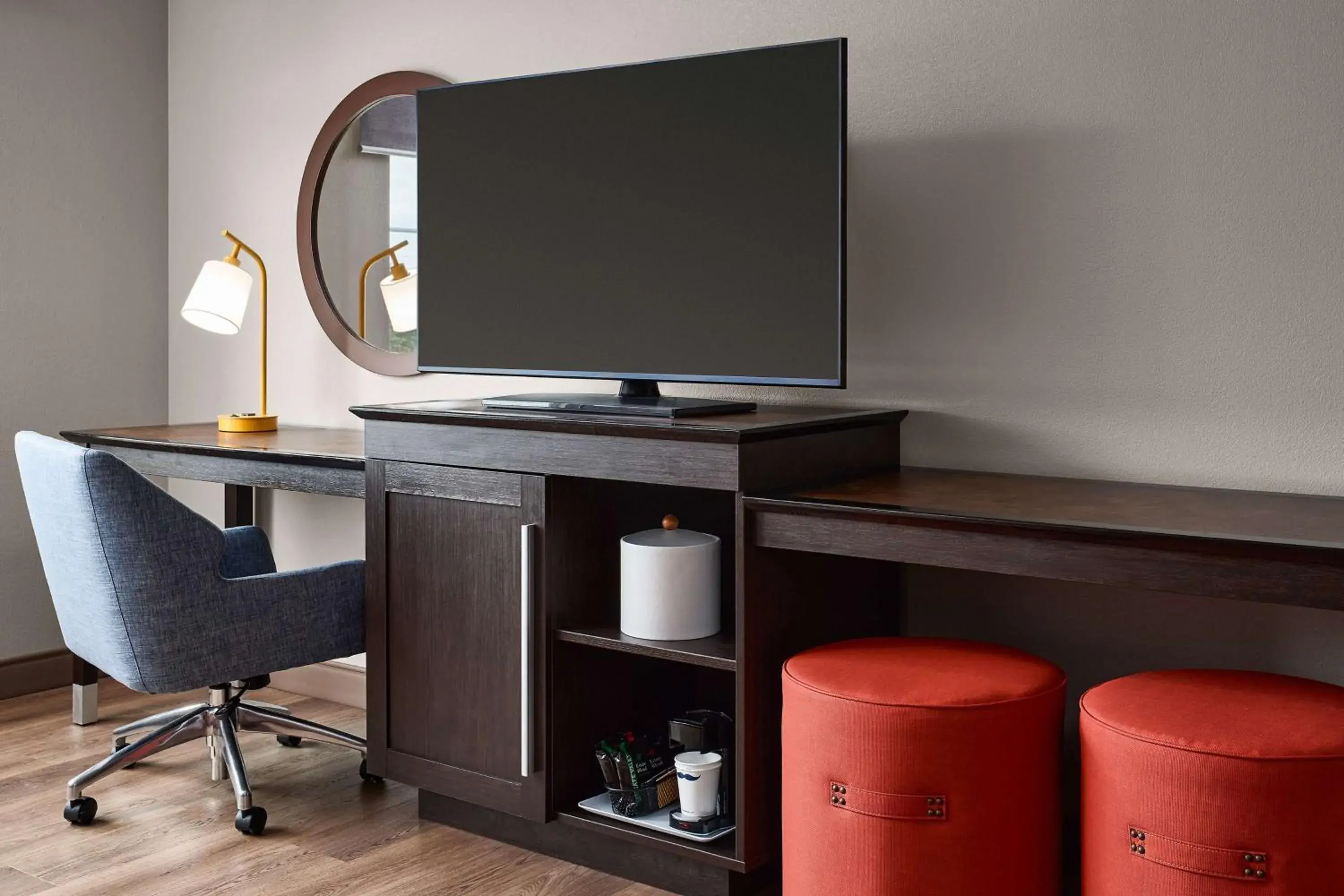 Studio with Two Queen Beds and Sofa Bed - Hearing Access/Non-Smoking in Hampton Inn & Suites Hershey Near the Park Studio with Two Queen Beds and Sofa Bed - Hearing Access/Non-Smoking in Hampton Inn & Suites Hershey Near the Park