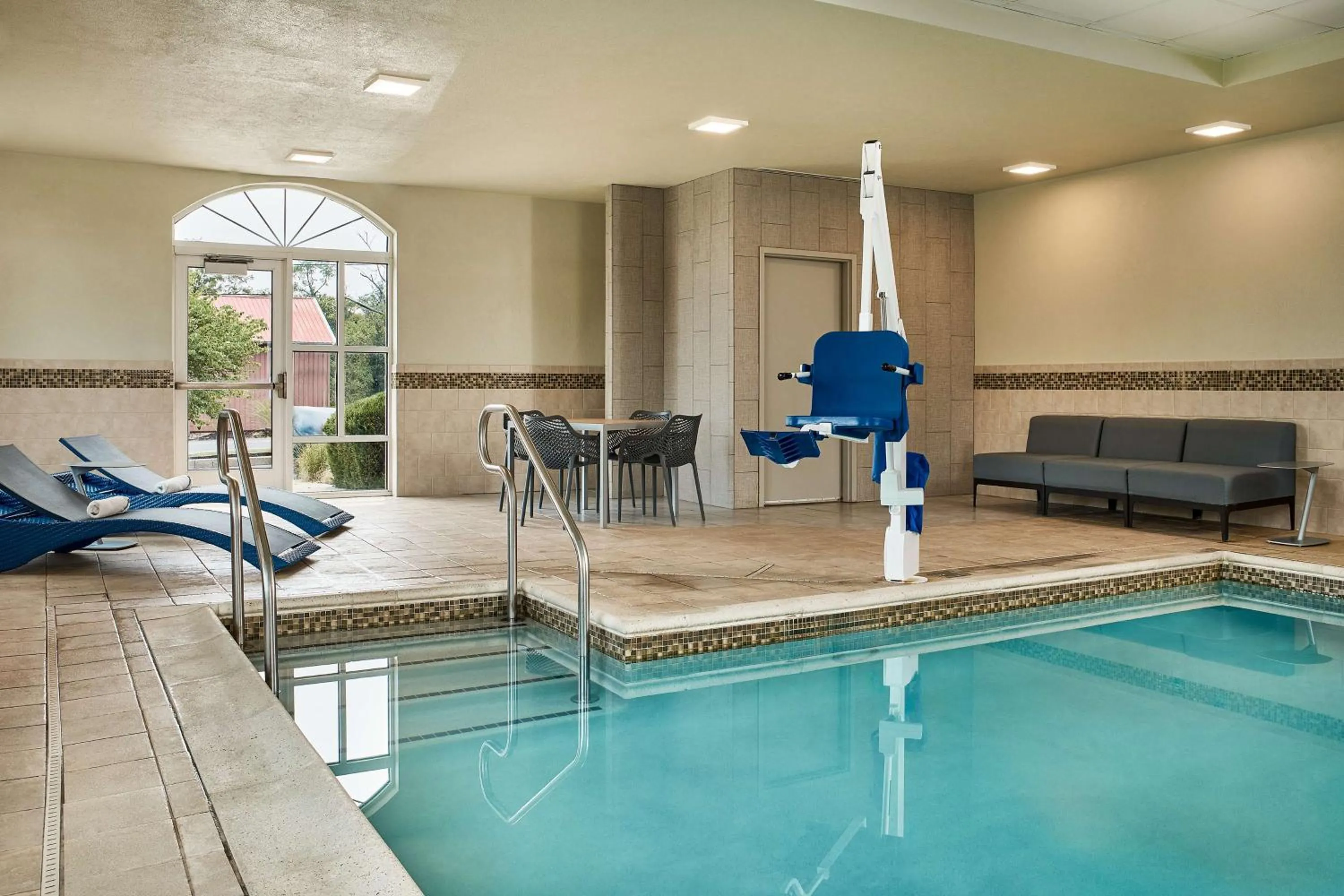 Pool view in Hampton Inn & Suites Hershey Near the Park